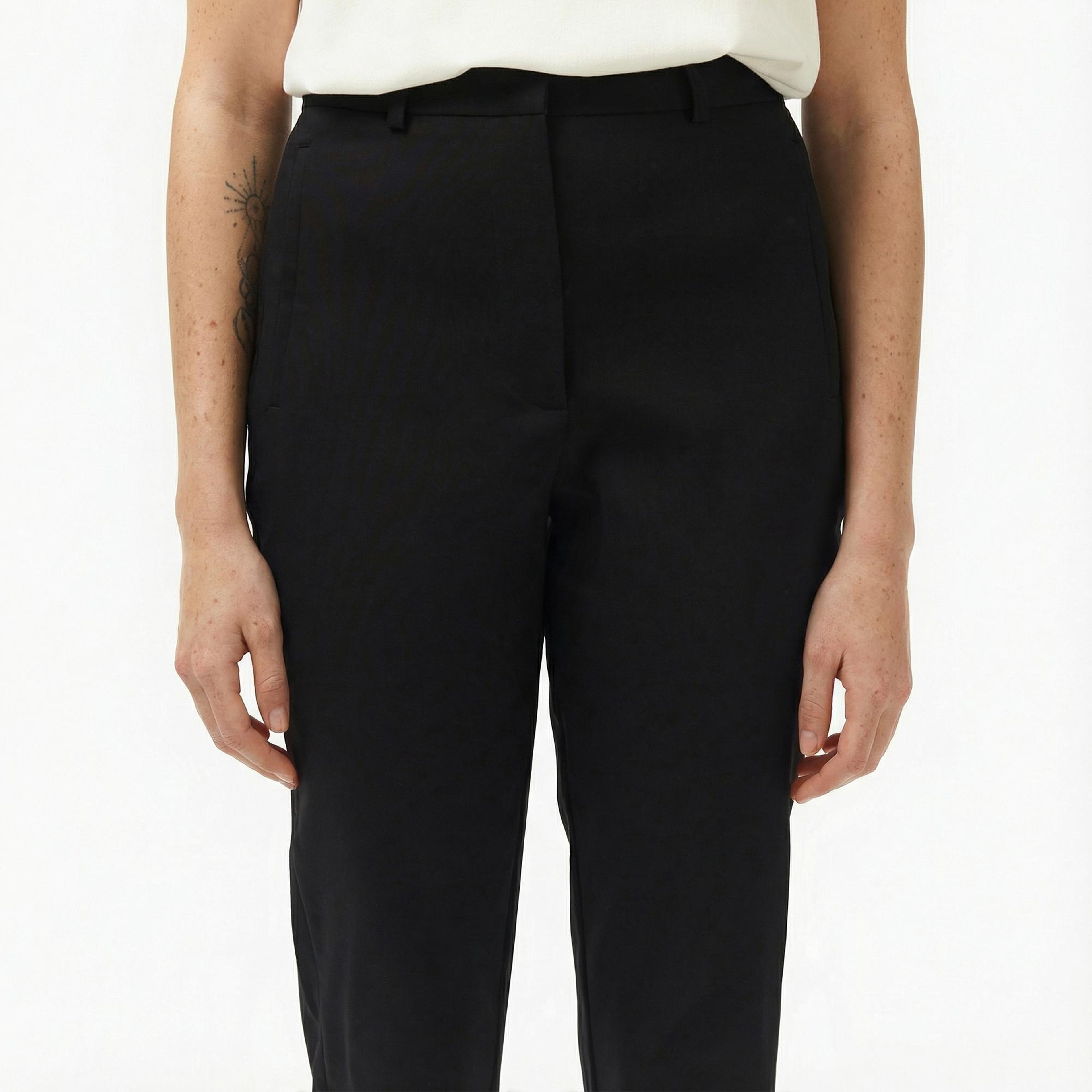 Kadın Regular Fit Siyah Pantolon