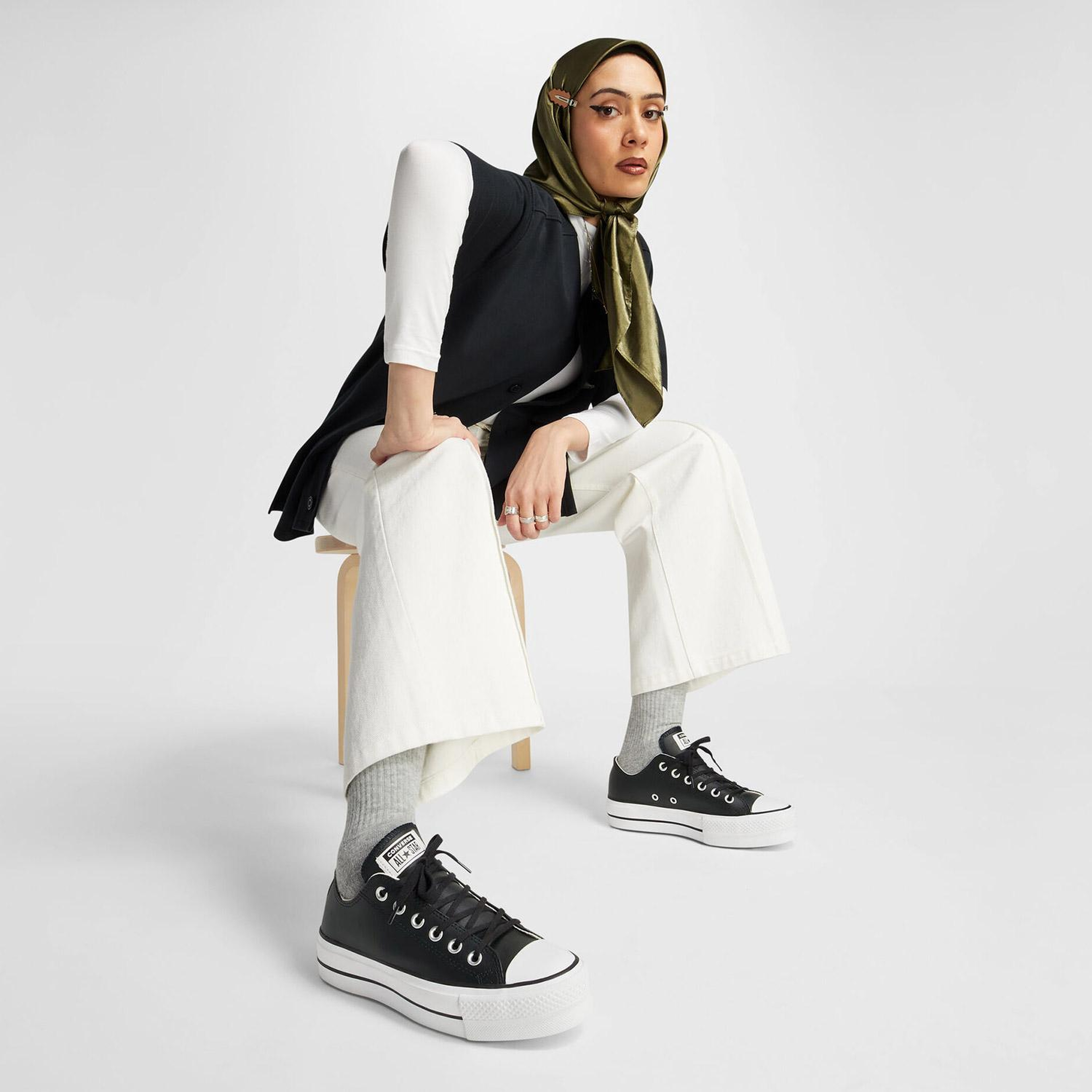 Converse Chuck Taylor All Star Kadın Siyah Deri Sneaker