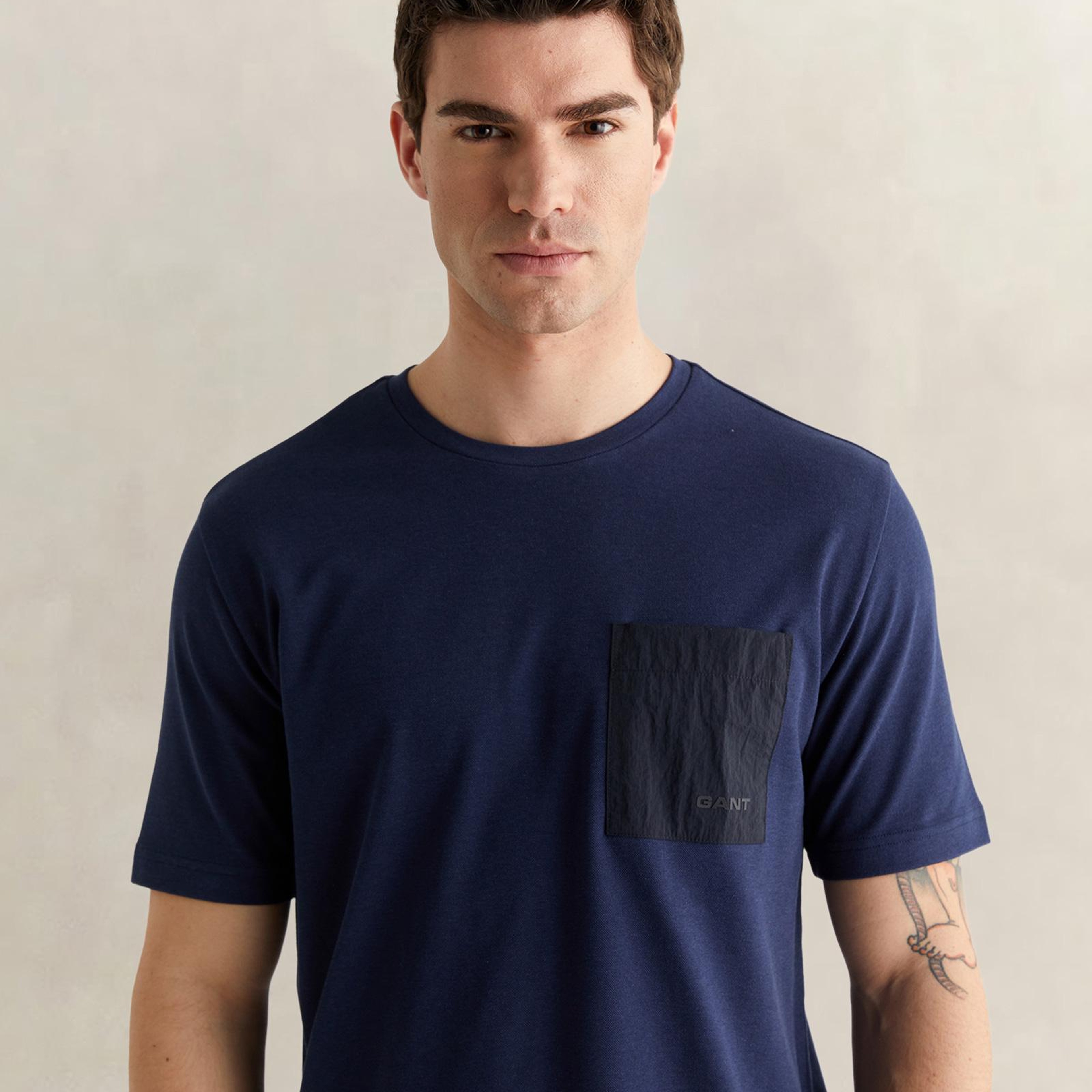 GANT Erkek Lacivert Kısa Kollu T-Shirt