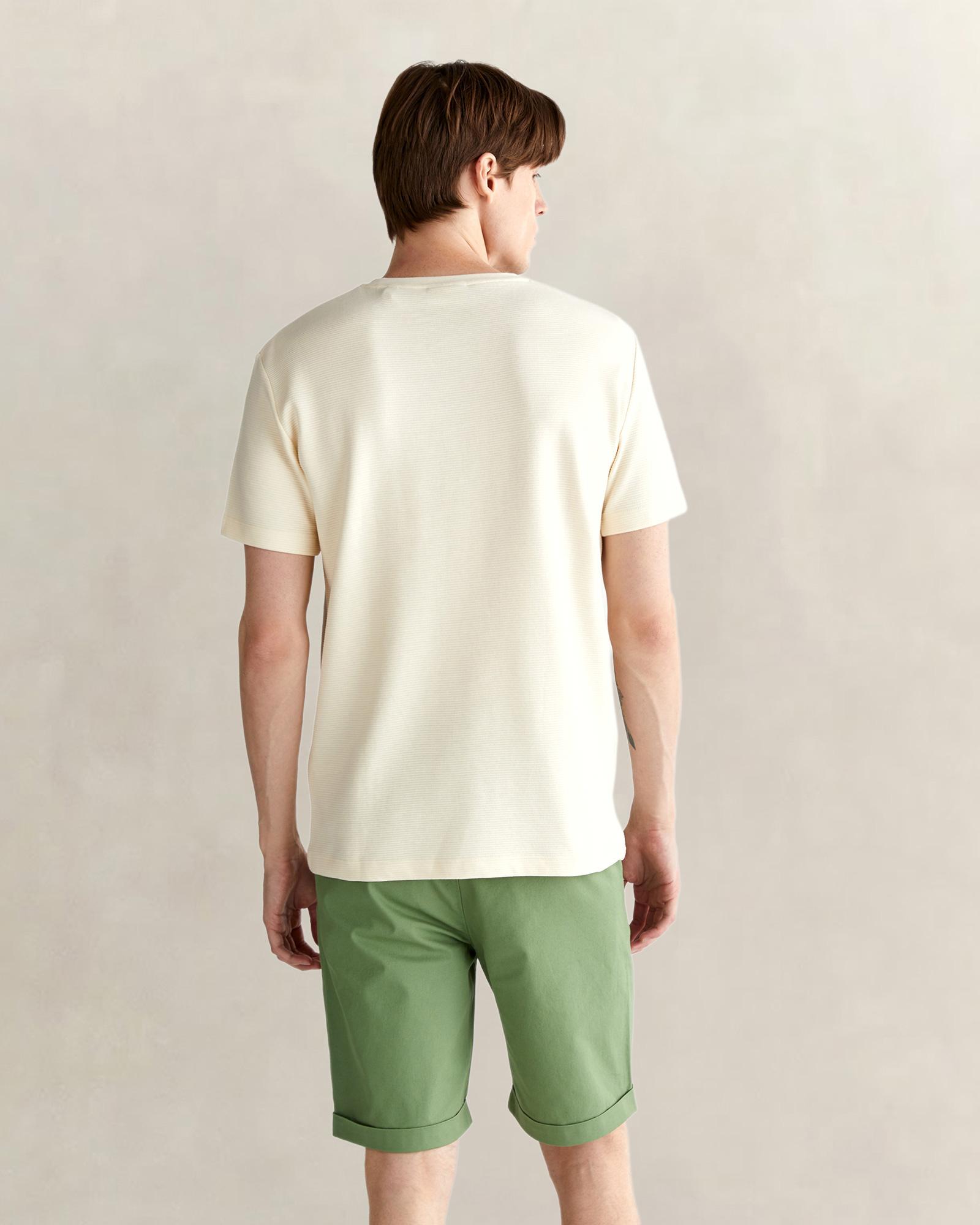 GANT Erkek Krem Bisiklet Yaka Regular Fit Logolu T-Shirt