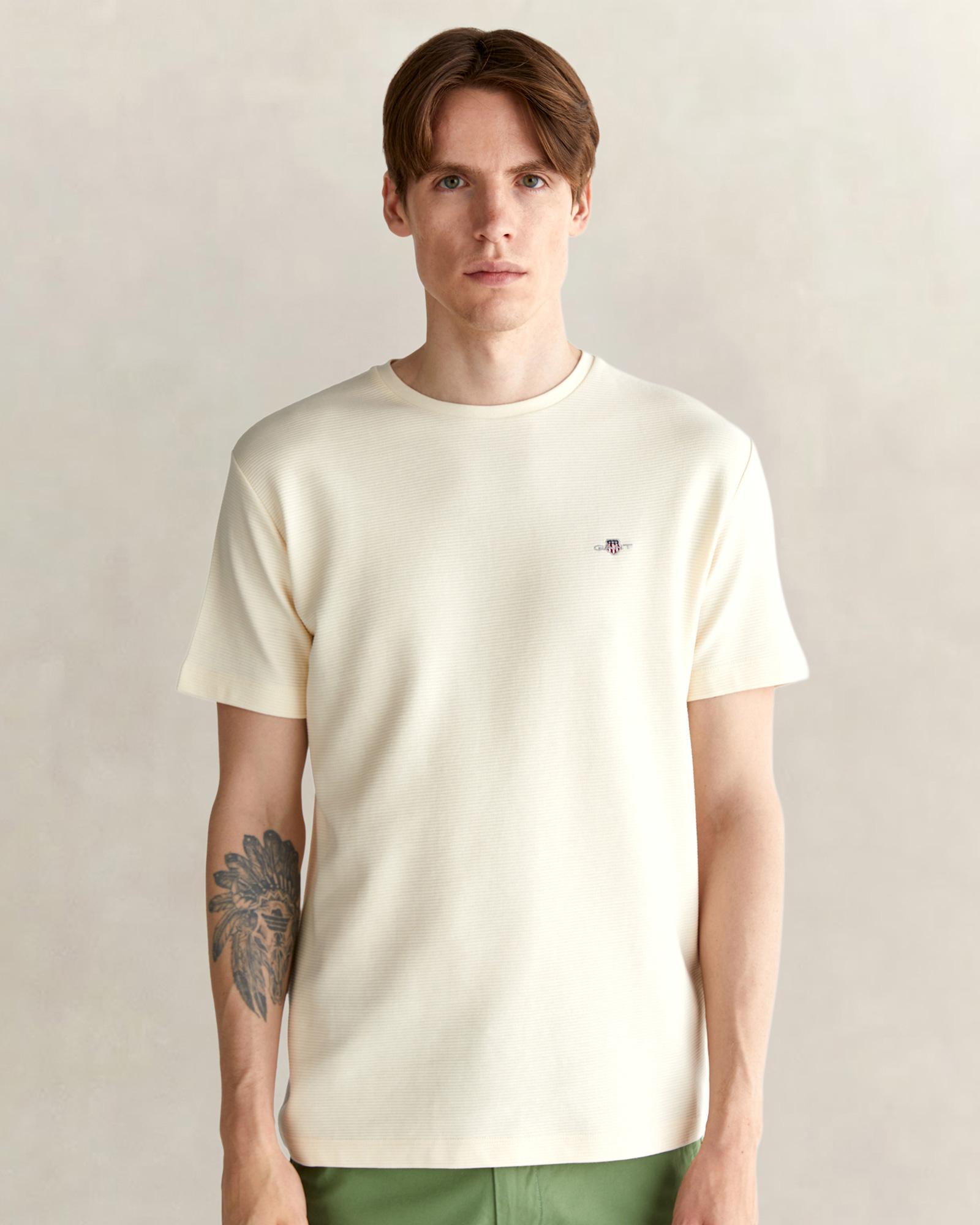 GANT Erkek Krem Bisiklet Yaka Regular Fit Logolu T-Shirt