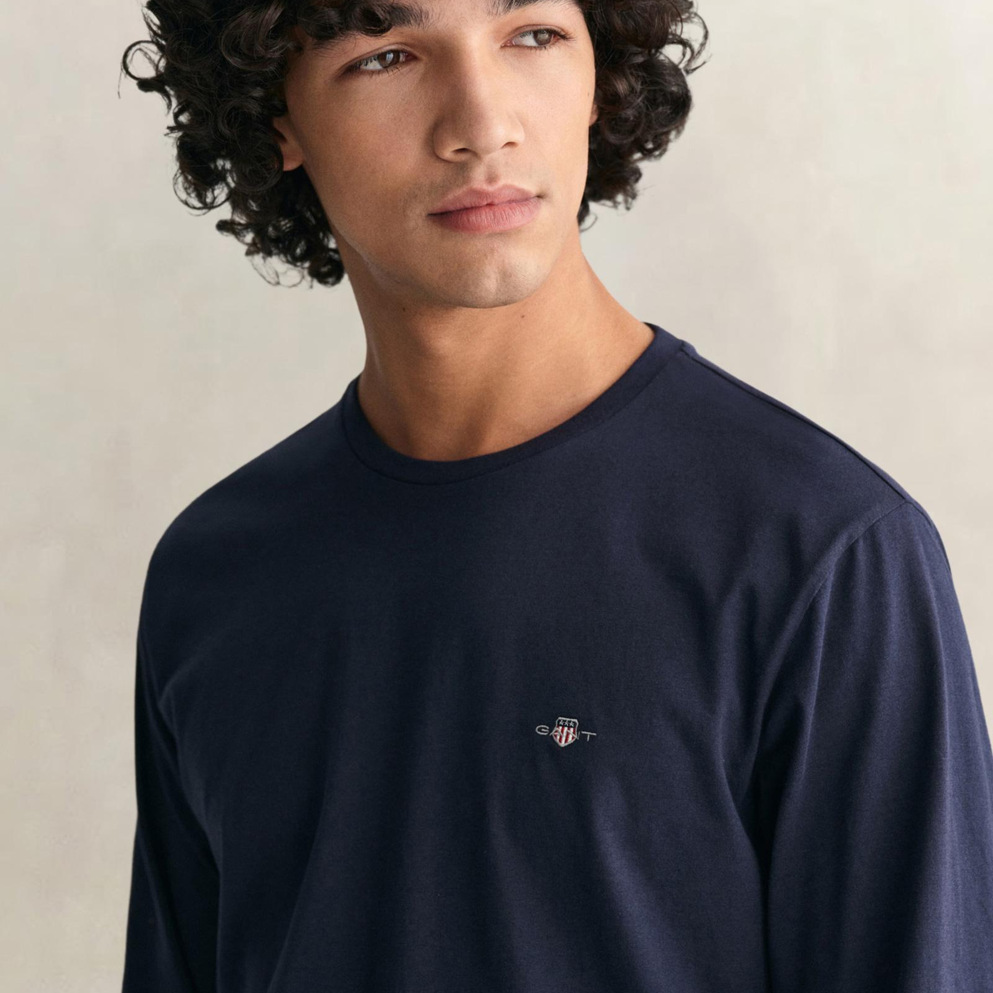 GANT Erkek Lacivert Regular Fit Bisiklet Yaka Uzun Kollu T-Shirt
