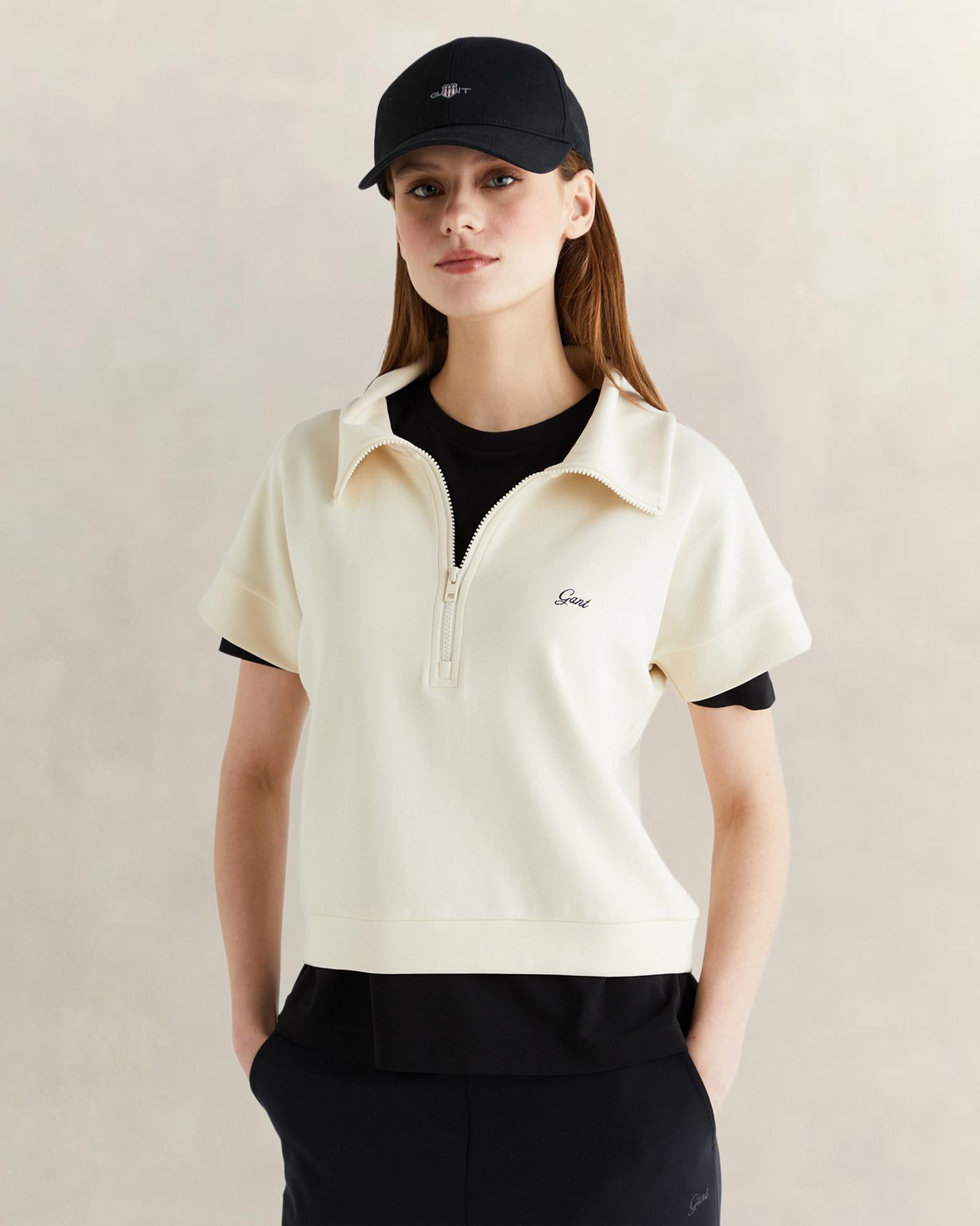 GANT Kadın Krem Relaxed Fit Yarım Fermuarlı Kısa Kollu Sweatshirt