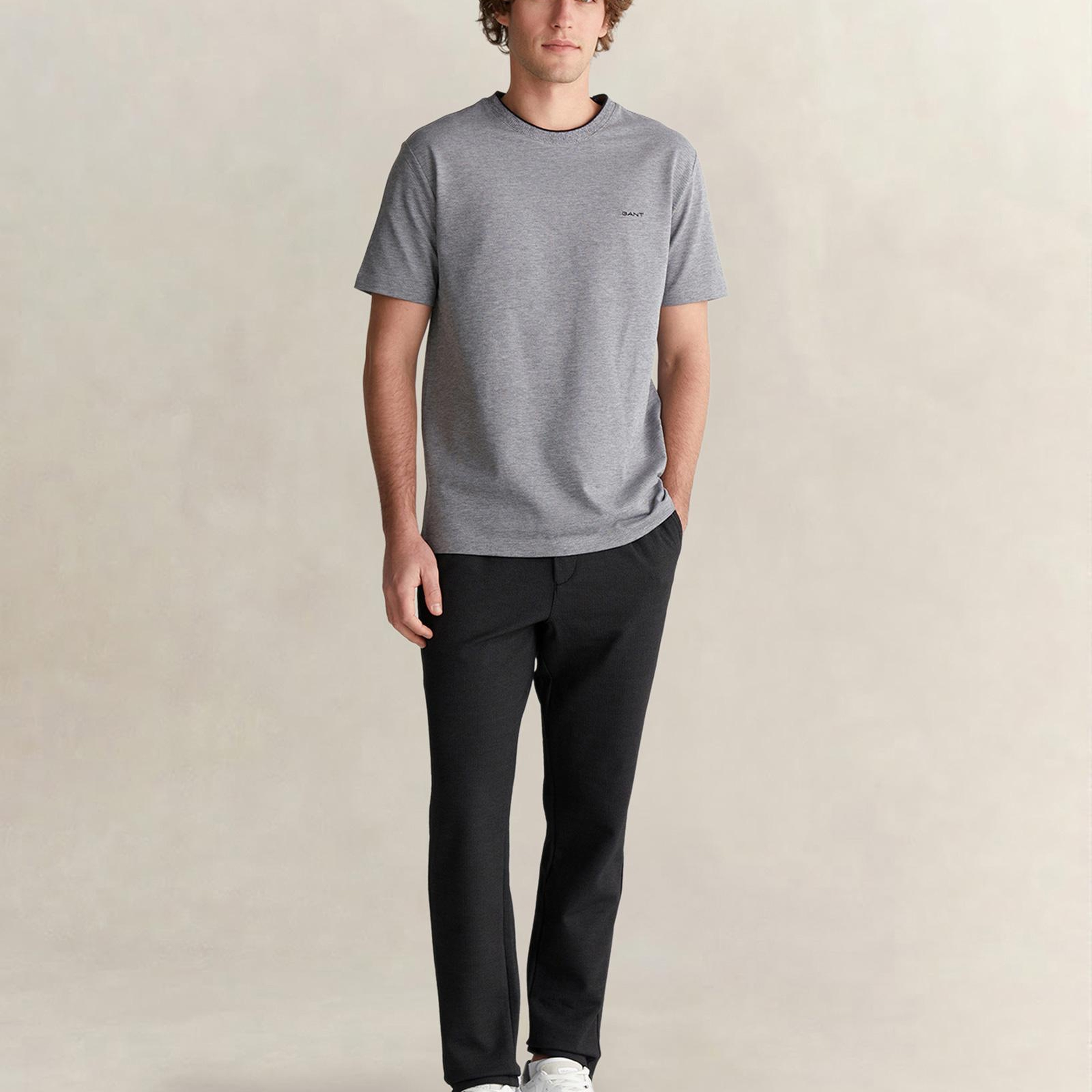 GANT Erkek Siyah Regular Fit Jogger Pantolon