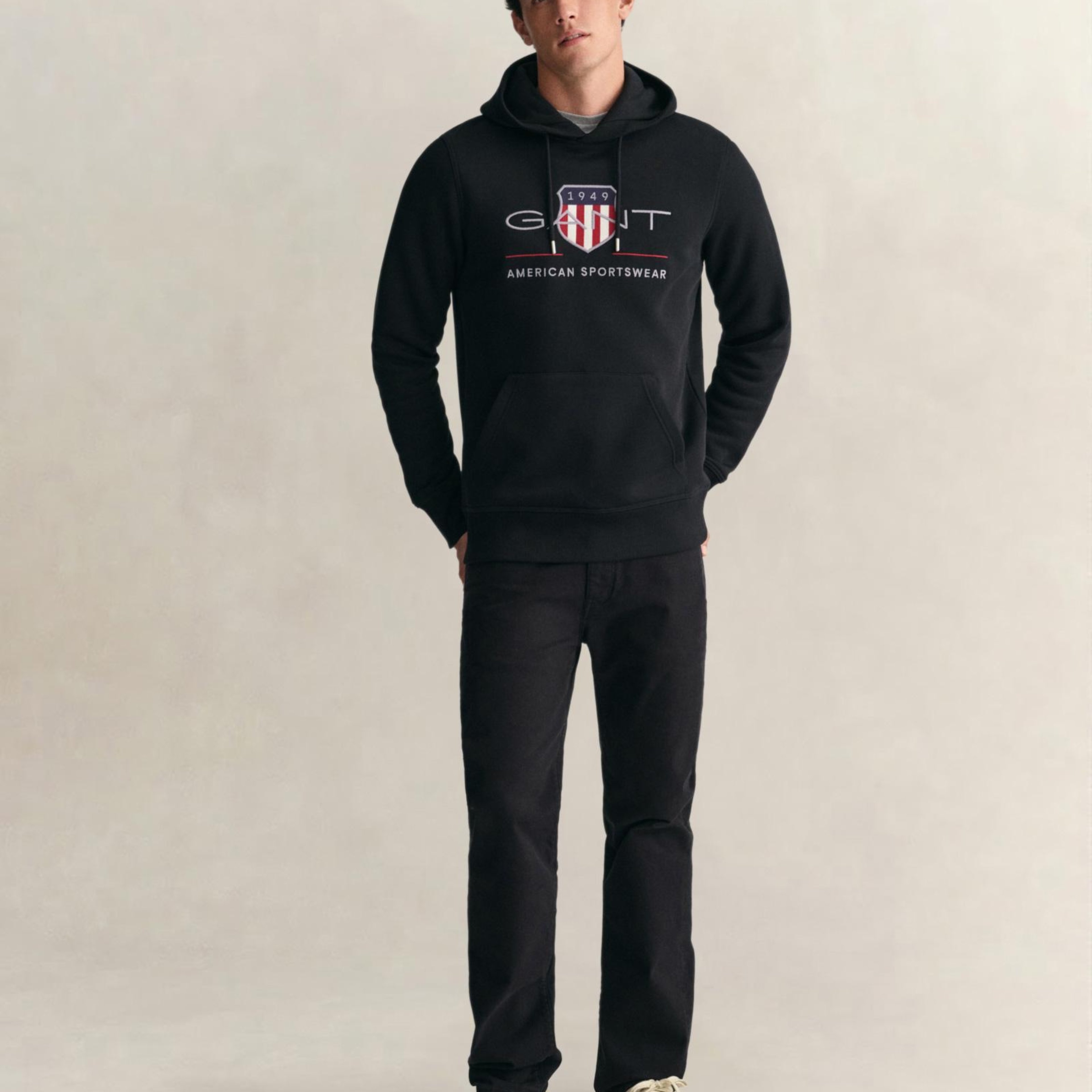GANT Erkek Siyah Regular Fit Kapüşonlu Logolu Sweatshirt