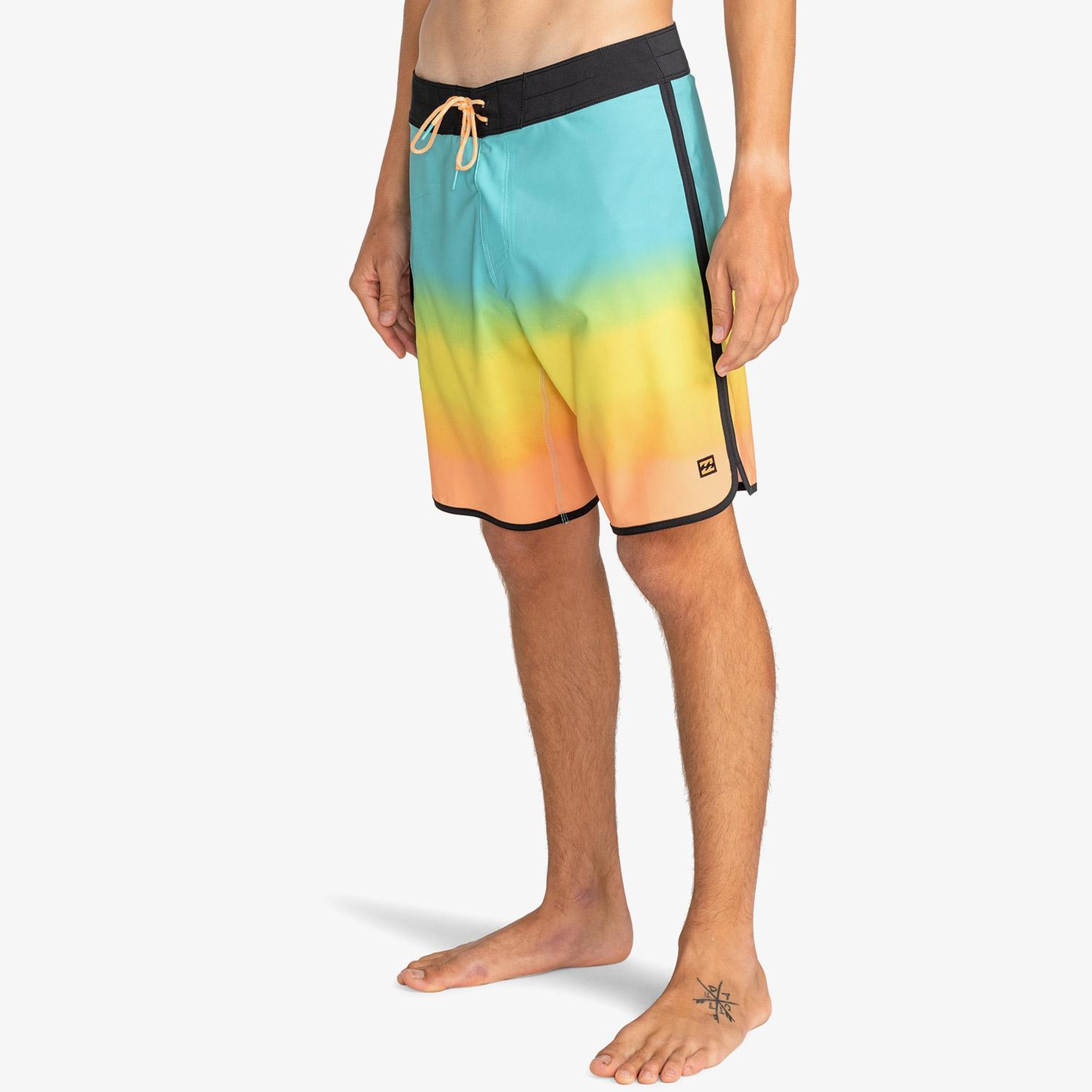 Billabong 73 Fade Pro 19 Erkek Renkli Deniz Şortu
