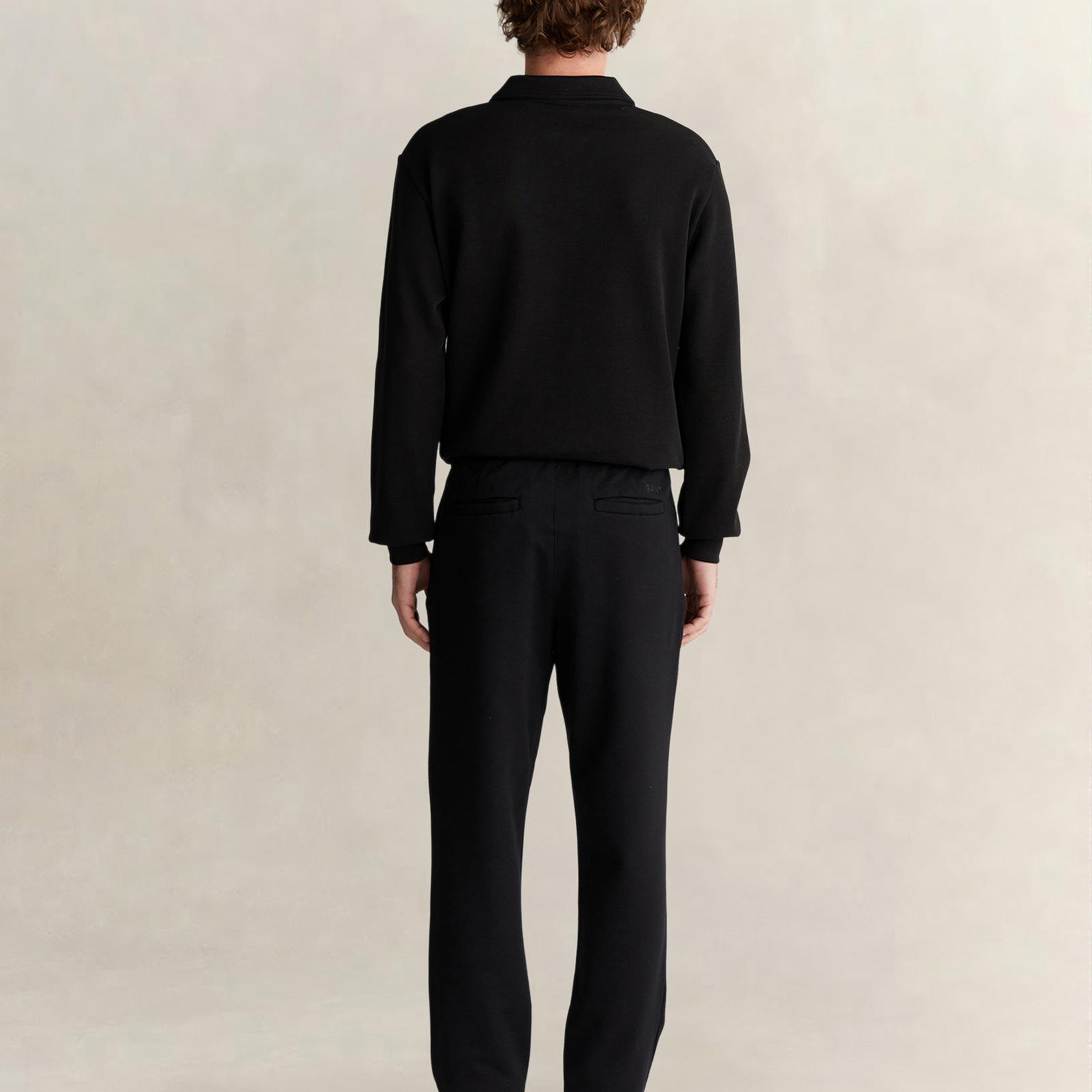 GANT Erkek Siyah Regular Fit Jogger Pantolon