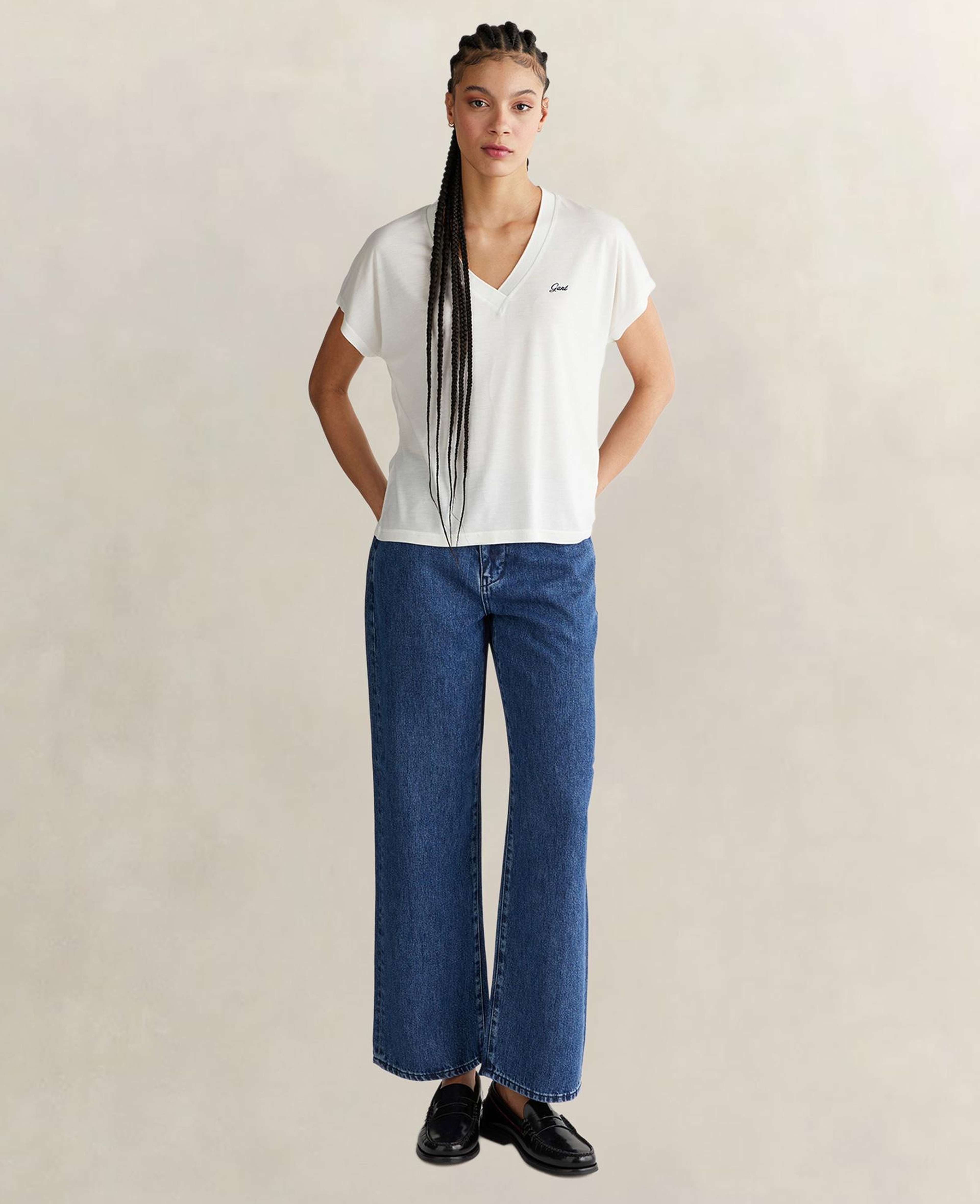 GANT Kadın Beyaz V Yaka Regular Fit T-Shirt