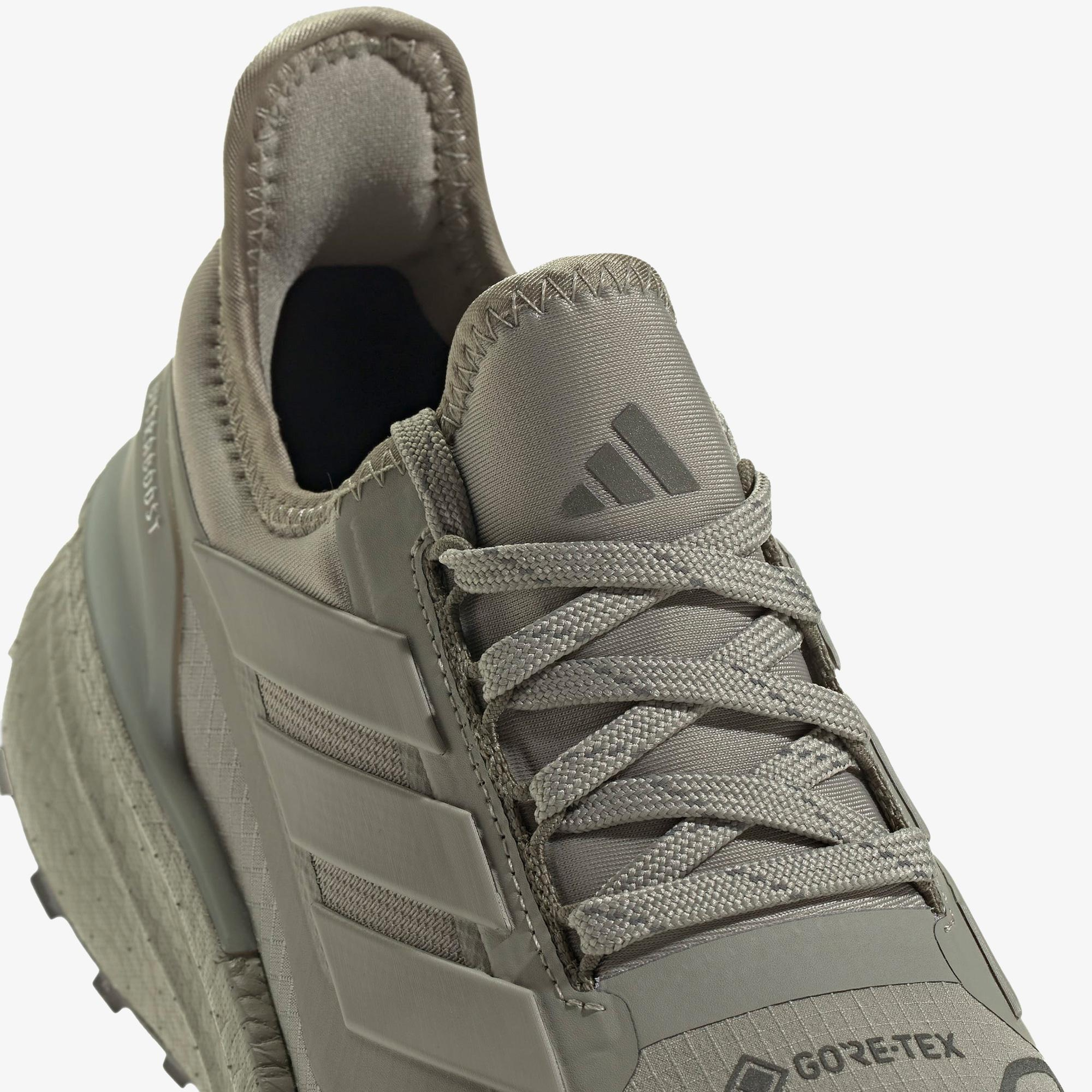 adidas Ultraboost 5 Gore-Tex Kadın Yeşil Koşu Ayakkabısı