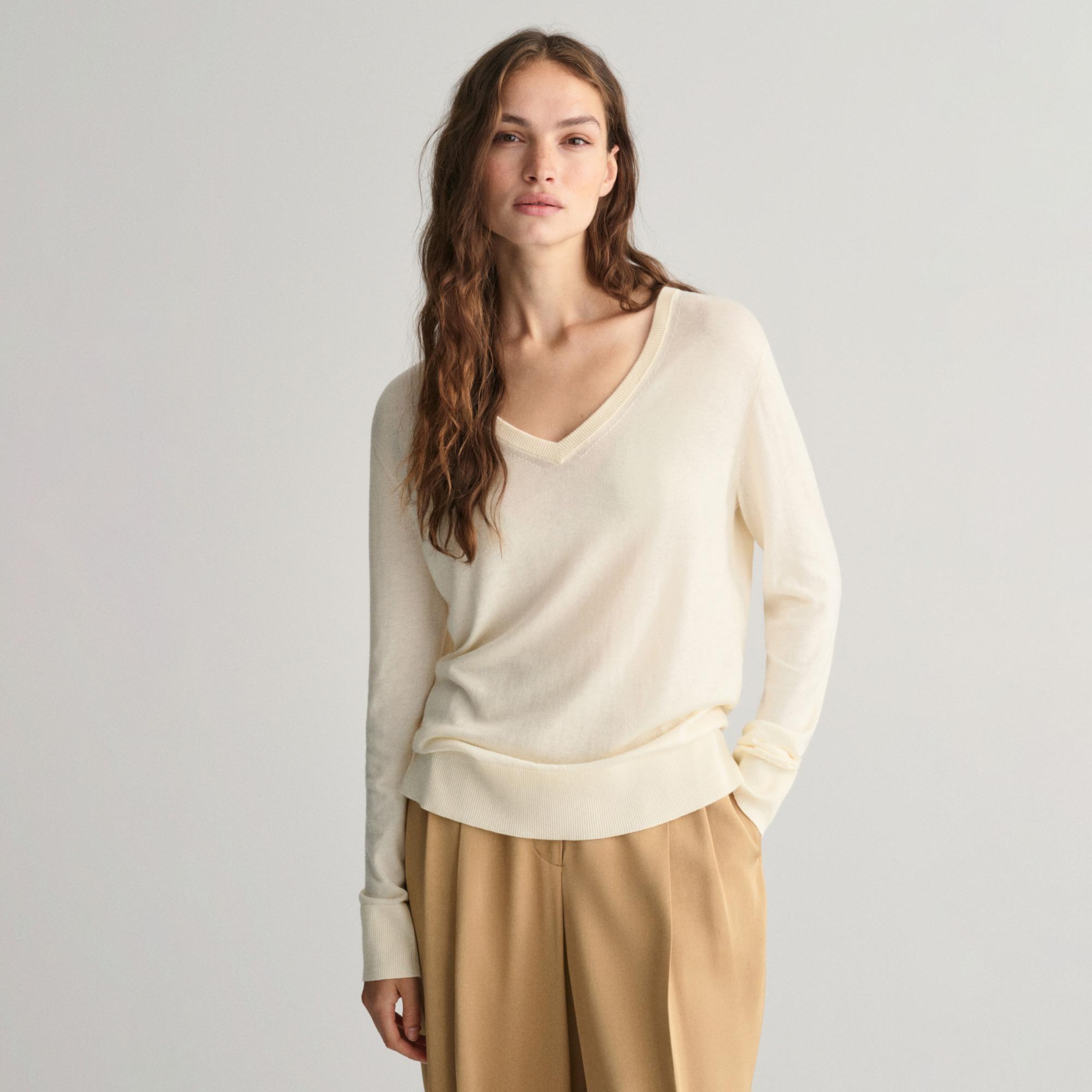 Gant Kadın Krem Regular Fit V Yaka Kazak