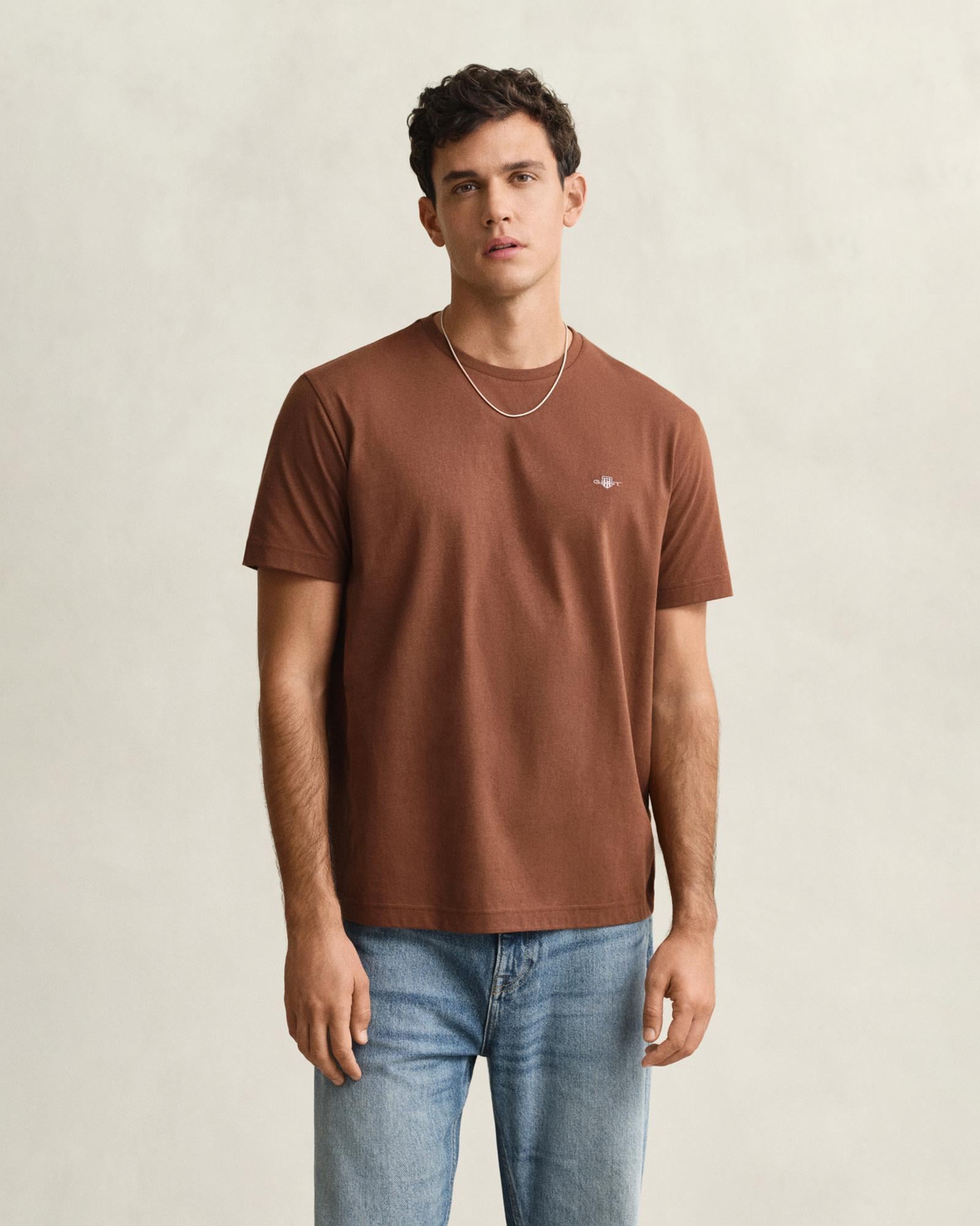GANT Erkek Kahverengi Bisiklet Yaka Regular Fit Logolu T-Shirt