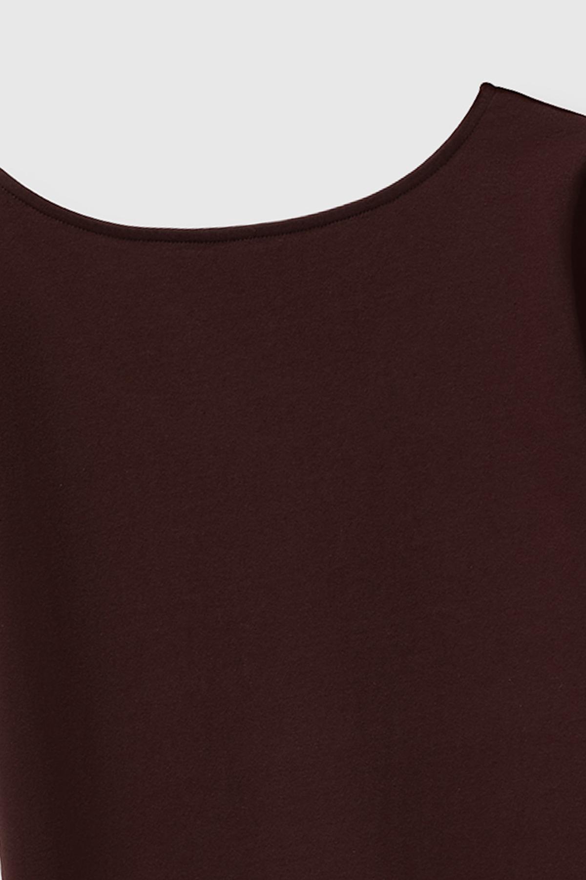 Kadın Kahverengi Pamuk Karışımlı Örme Slim Fit Geniş Yaka T-Shirt