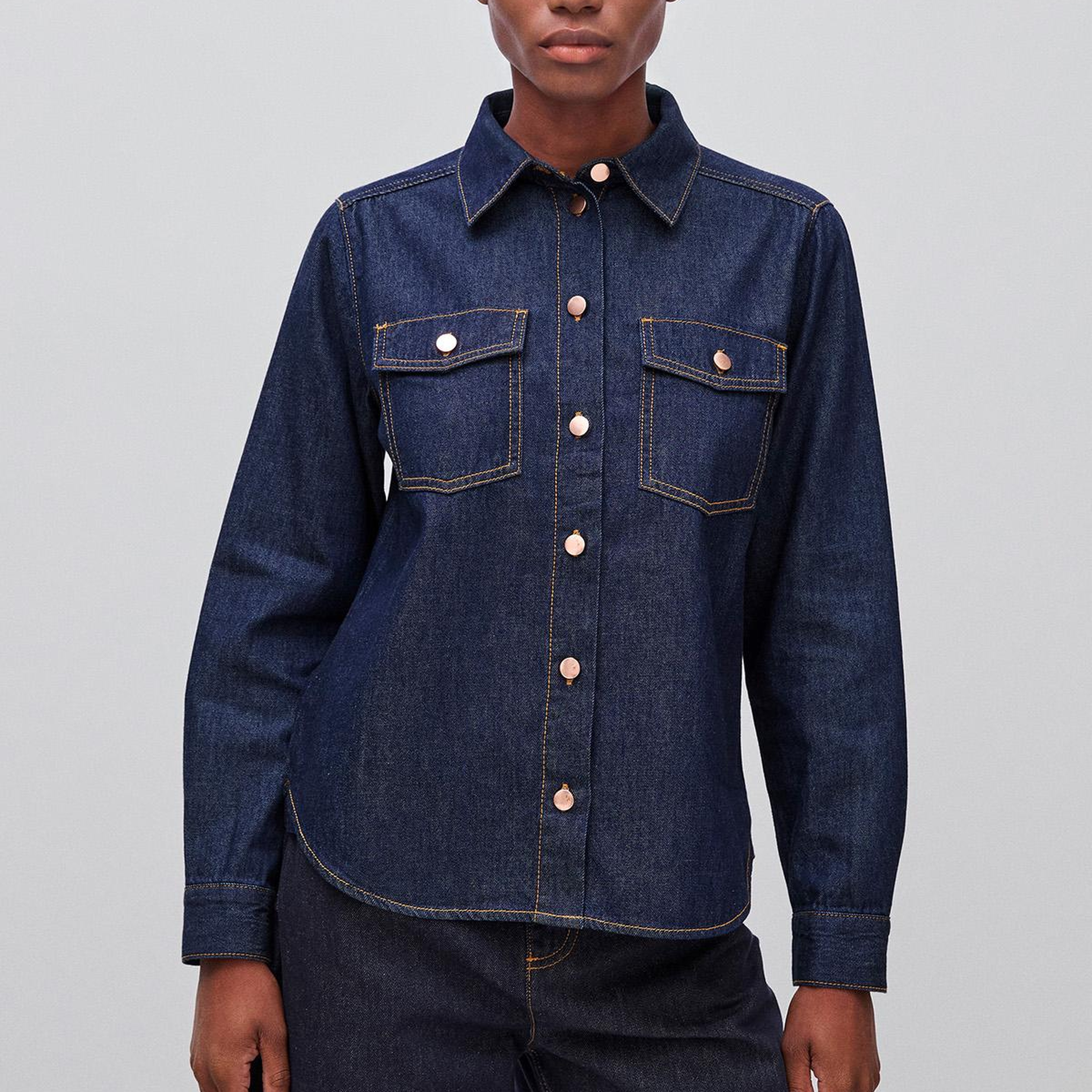 Kadın Koyu Mavi  %100 Pamuk Regular Fit Cepli Denim Gömlek
