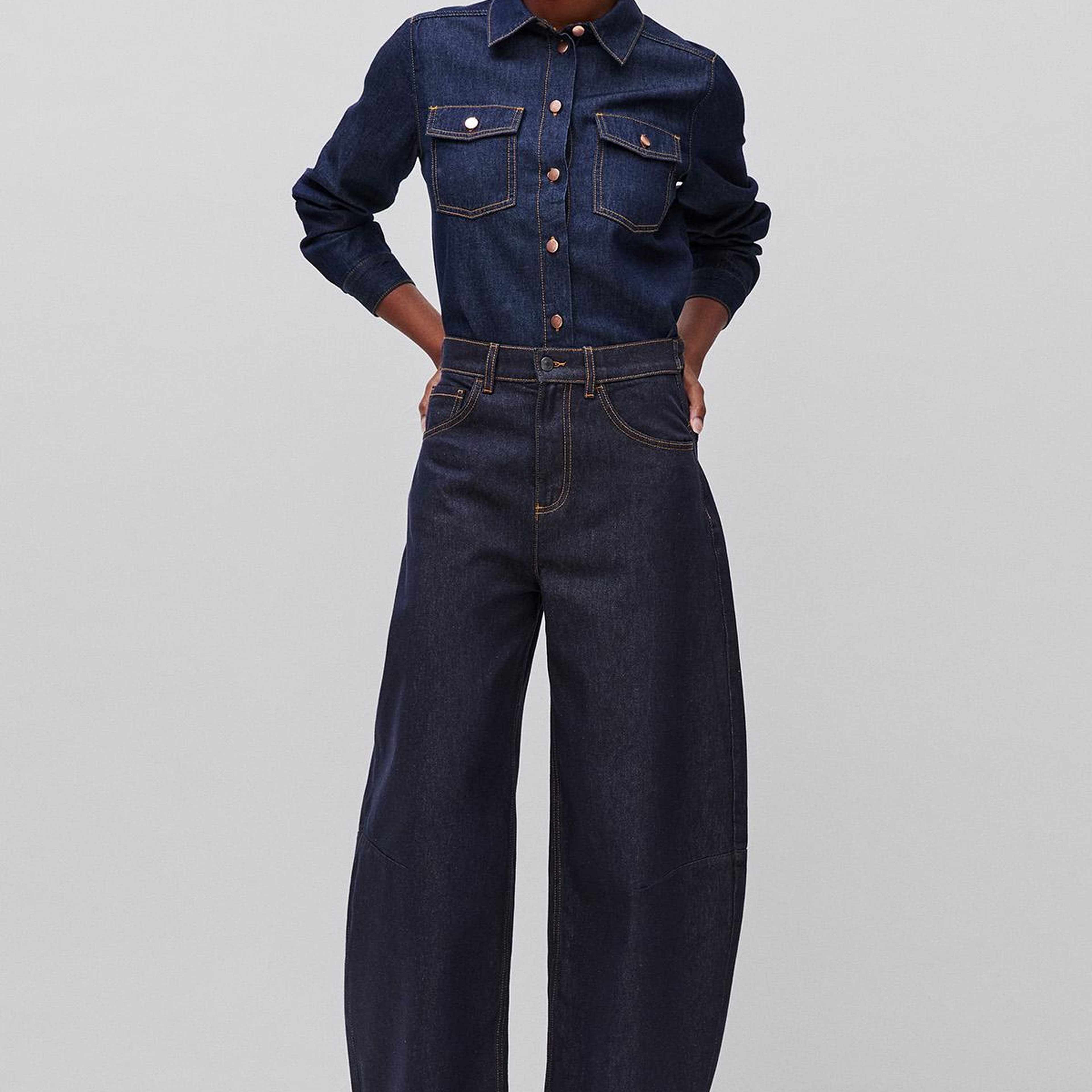 Kadın Koyu Mavi %100 Pamuk Regular Fit Cepli Denim Gömlek