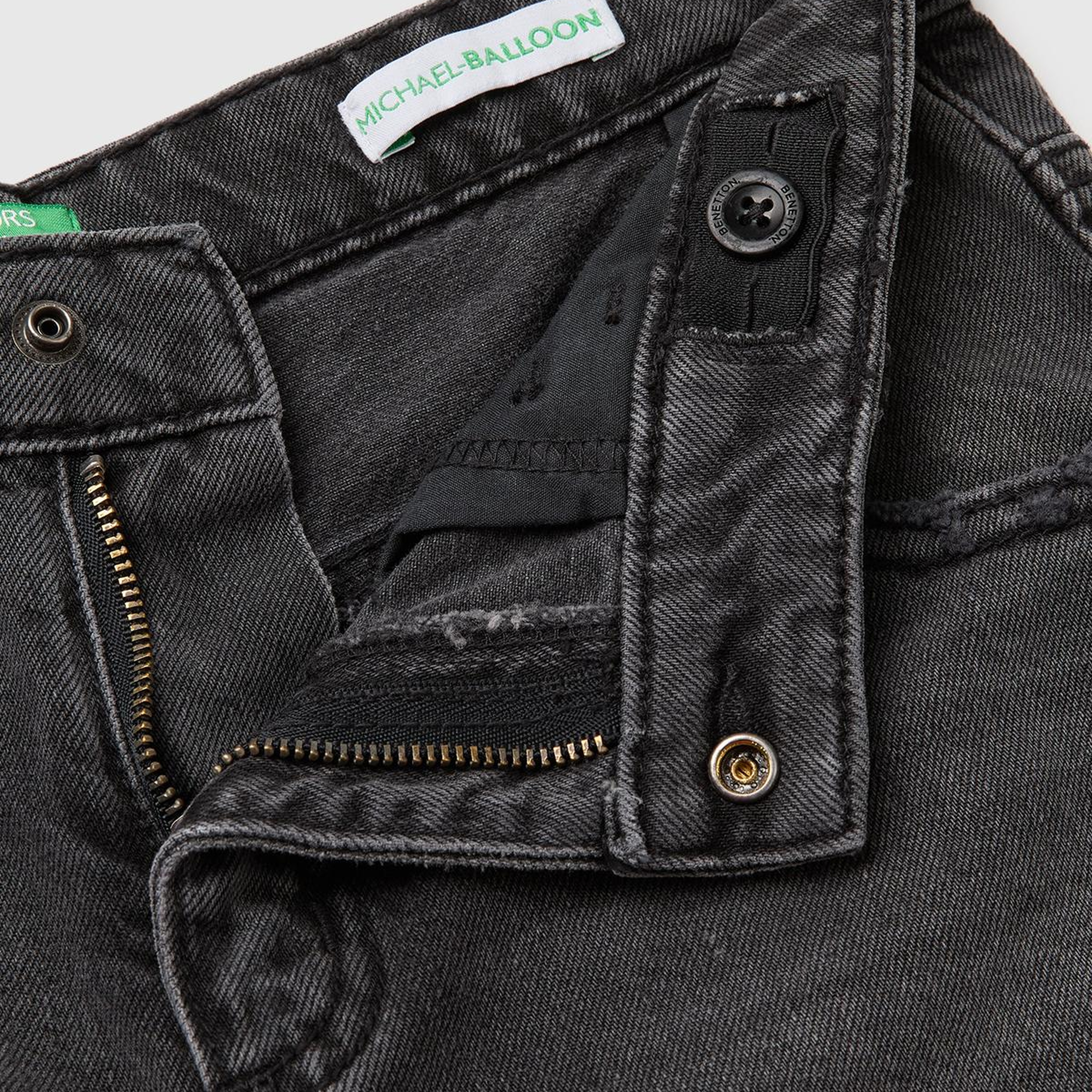 Erkek Çocuk Siyah Arka Logo İşlemeli Cepli Denim Pantolon