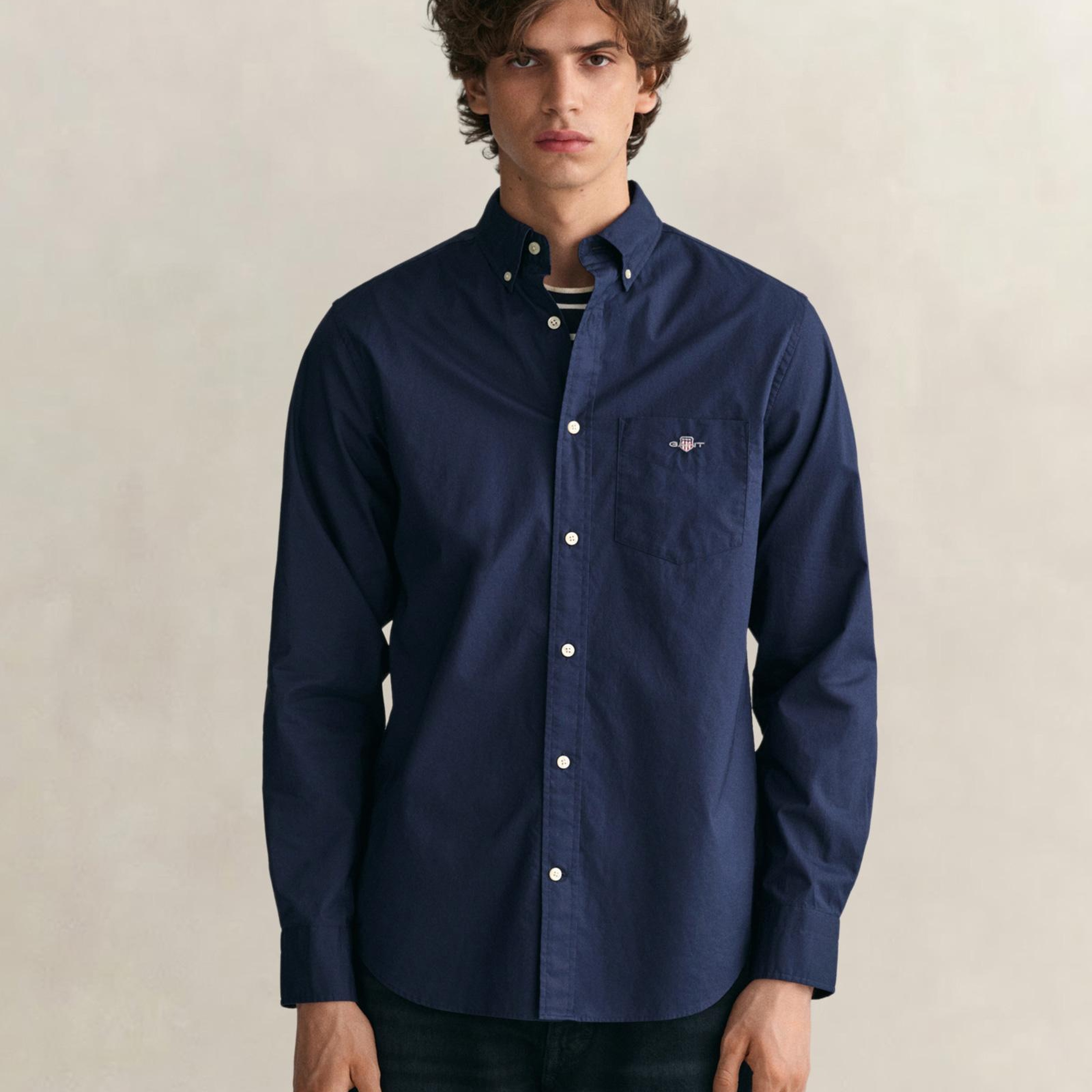 GANT Erkek Lacivert Regular Fit Logolu Gömlek