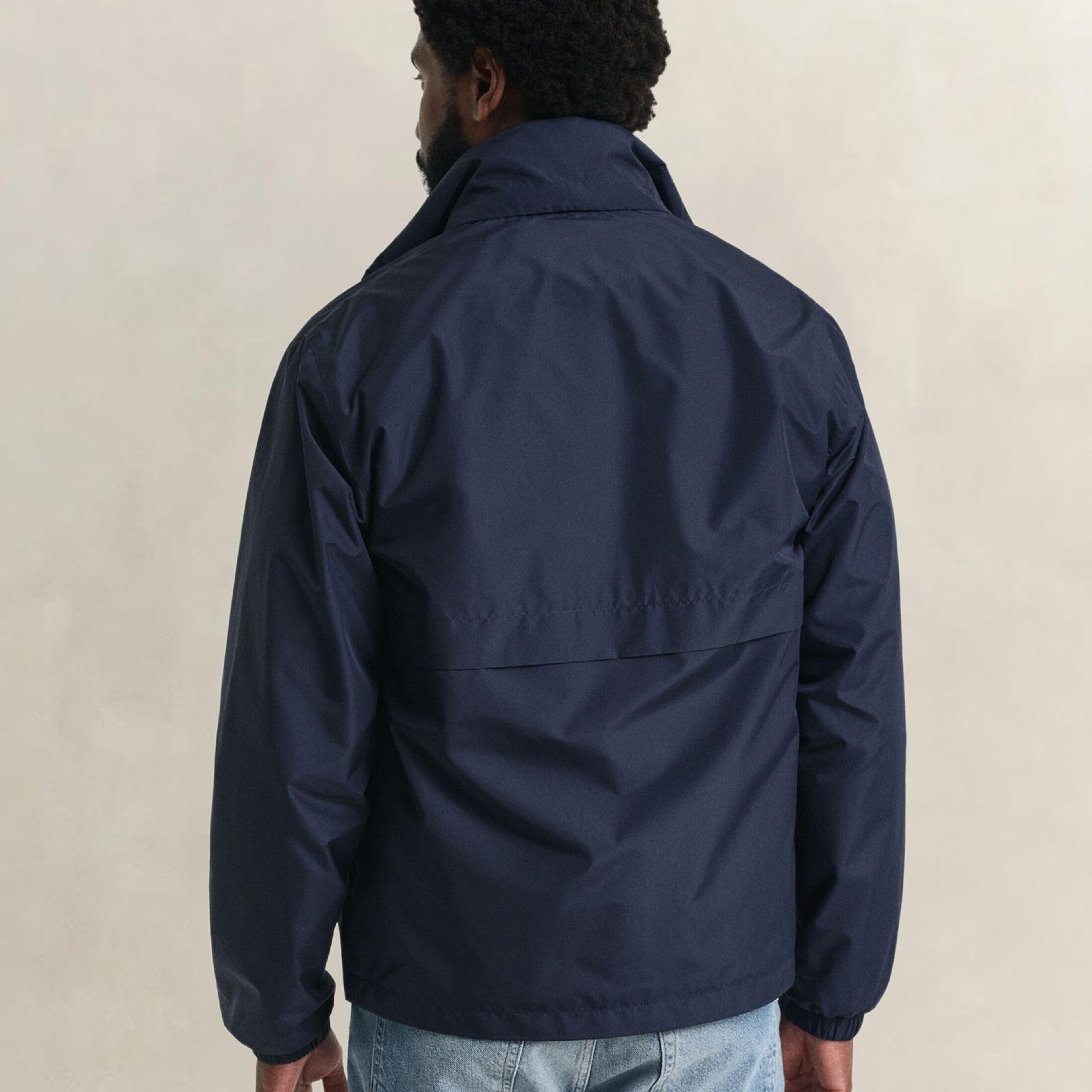 GANT Erkek Lacivert Regular Fit Kapüşonlu Rüzgarlık