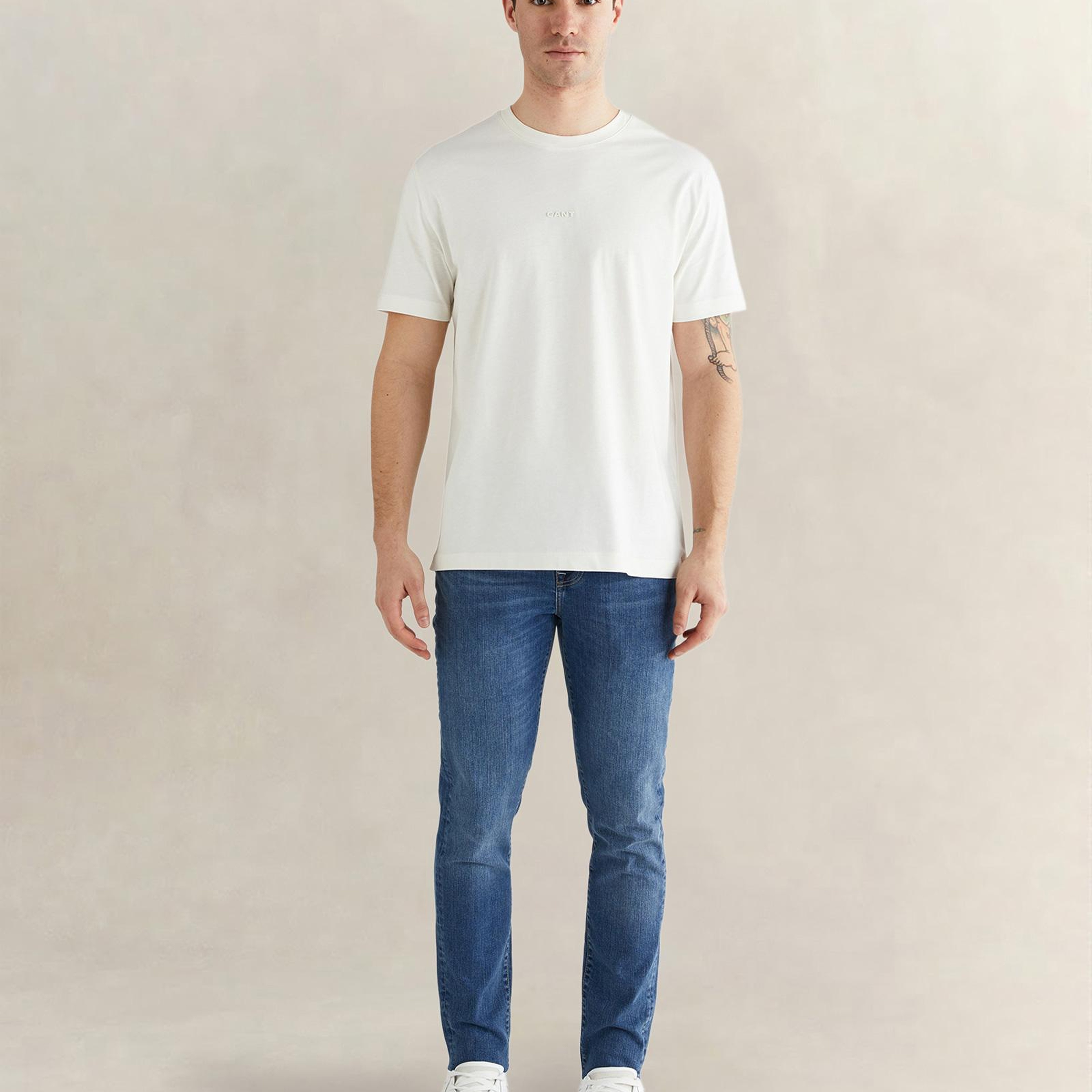GANT Erkek Beyaz Kısa Kollu T-Shirt