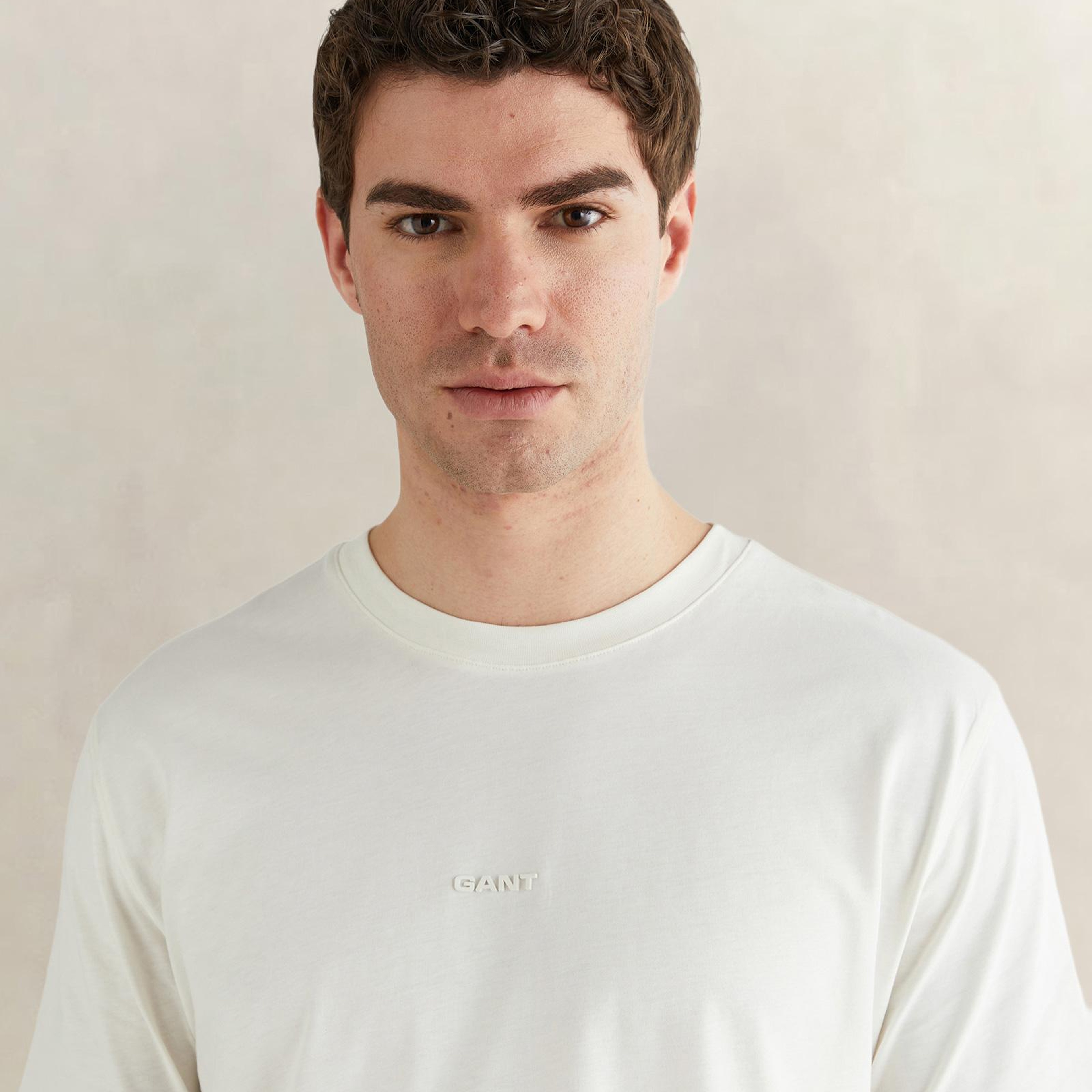 GANT Erkek Beyaz Kısa Kollu T-Shirt
