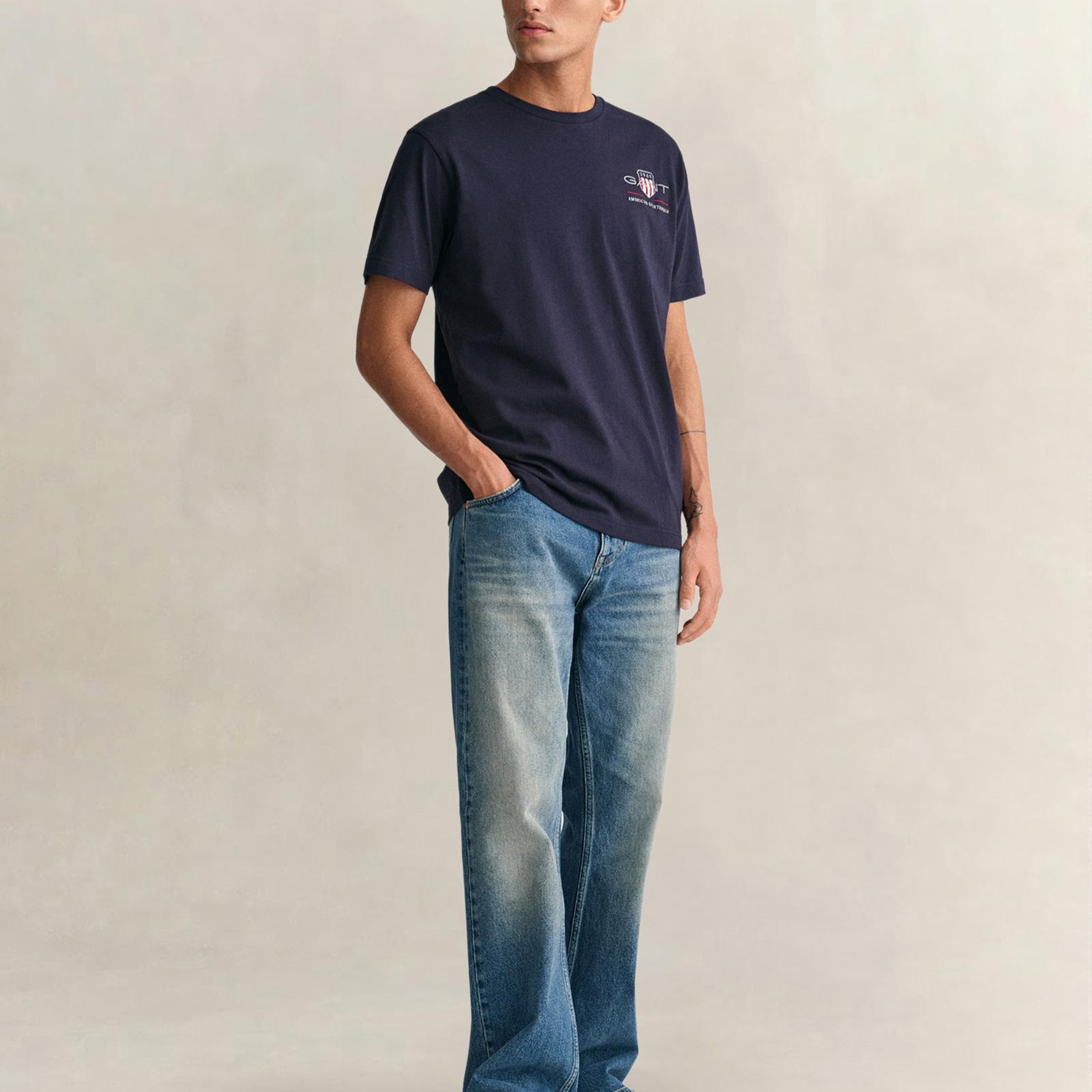 GANT Erkek Lacivert Regular Fit T-Shirt