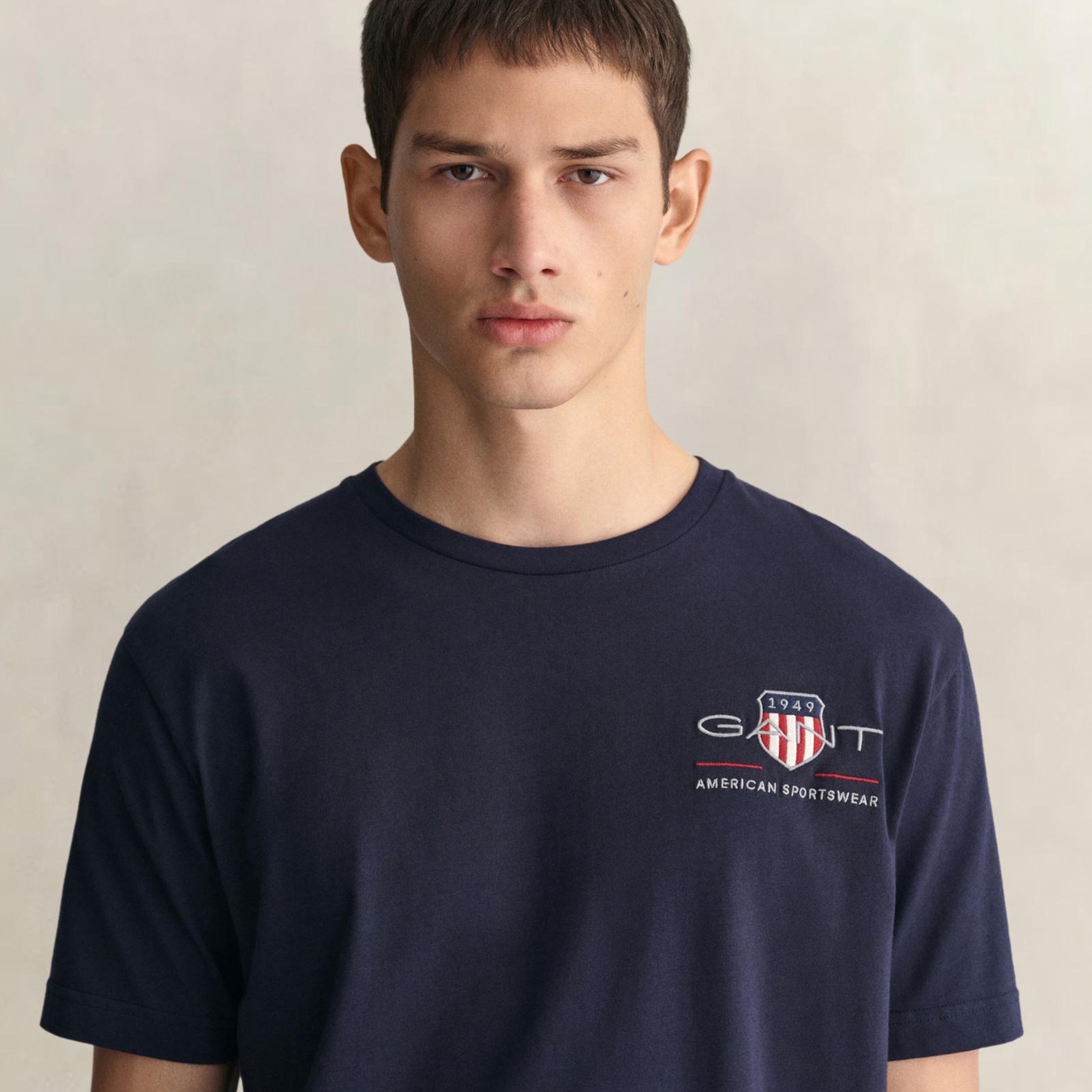 GANT Erkek Lacivert Regular Fit T-Shirt