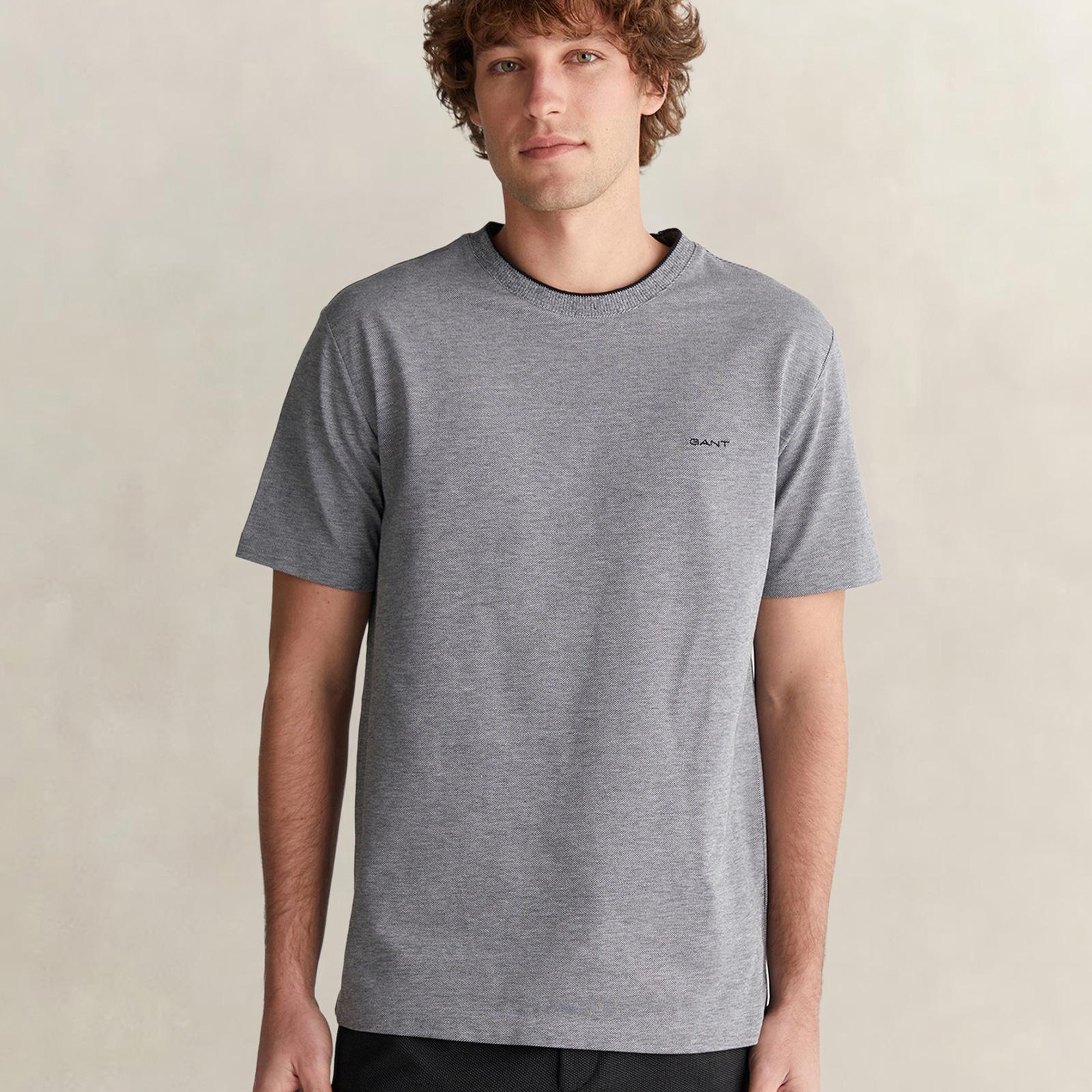 GANT Erkek Siyah Bisiklet Yaka Regular Fit T-Shirt