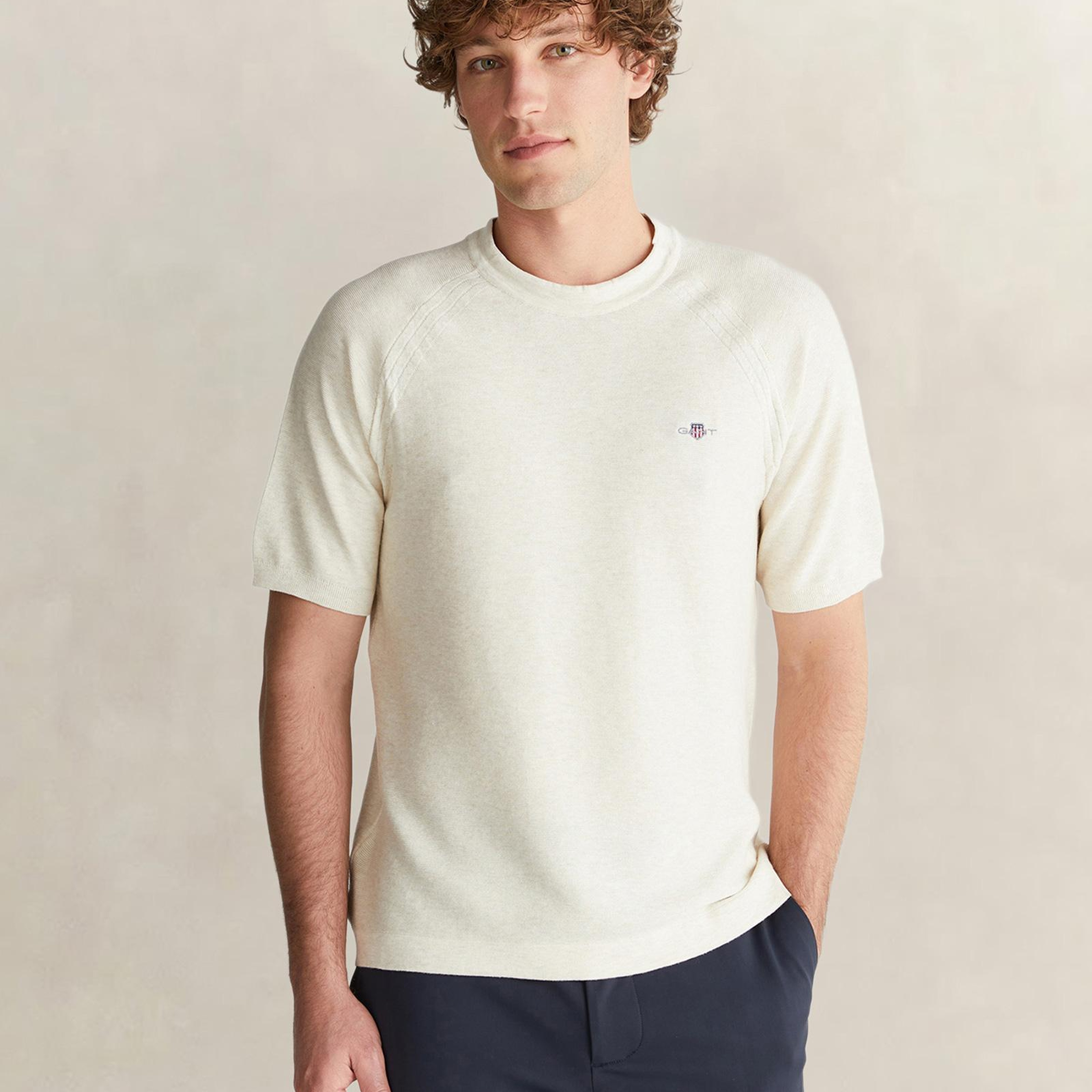GANT Erkek Bej Regular Fit Bisiklet Yaka Kısa Kollu Triko