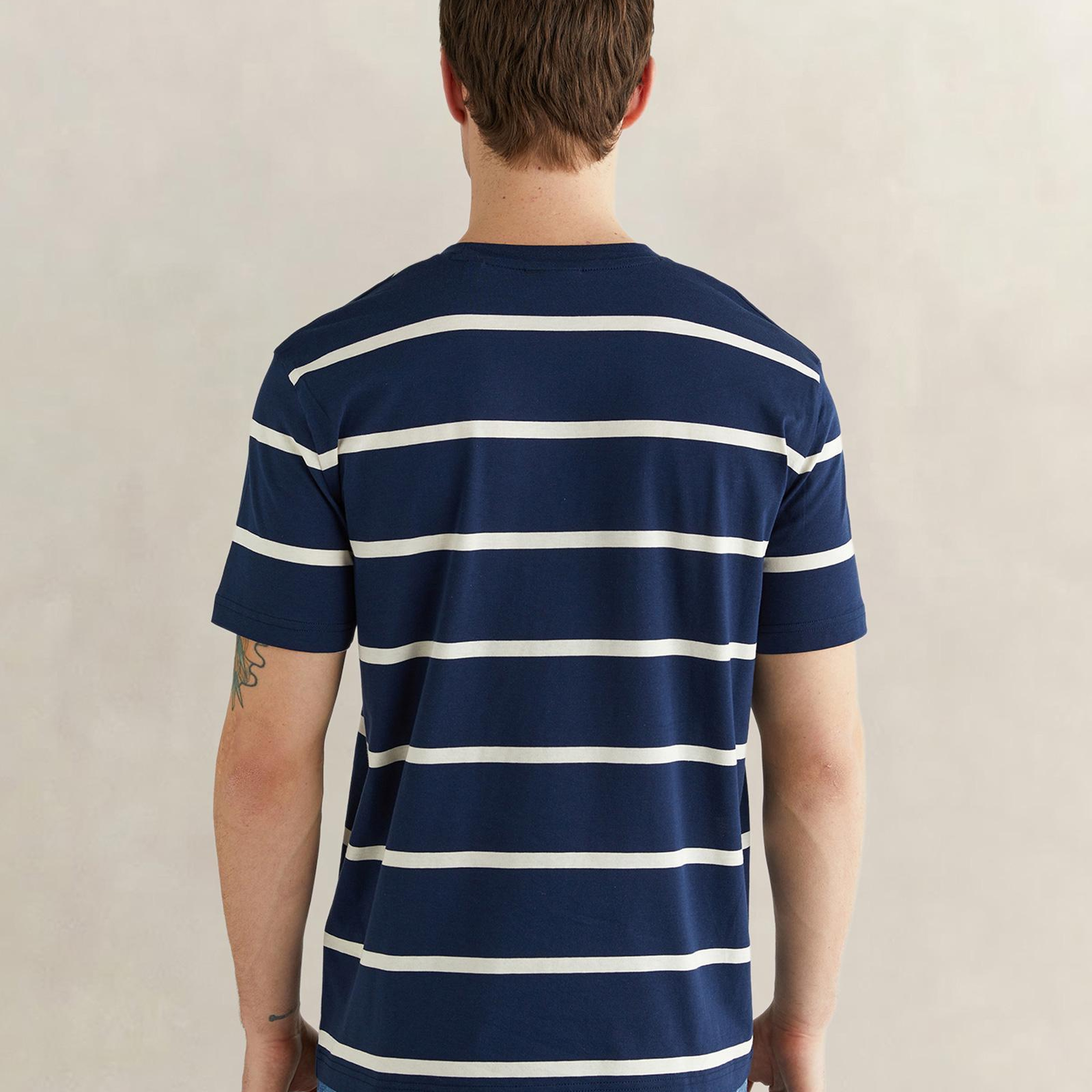 GANT Erkek Lacivert Renk Bloklu Kısa Kollu Logolu T-Shirt
