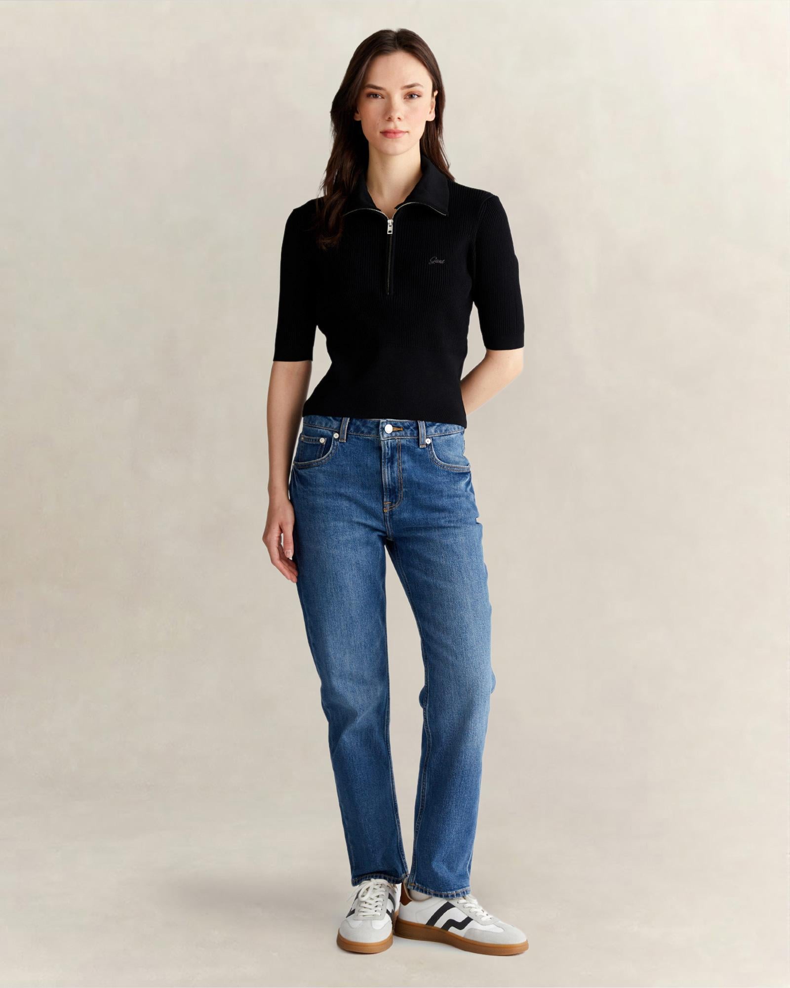 GANT Kadın Siyah Slim Fit Yarım Kollu Triko
