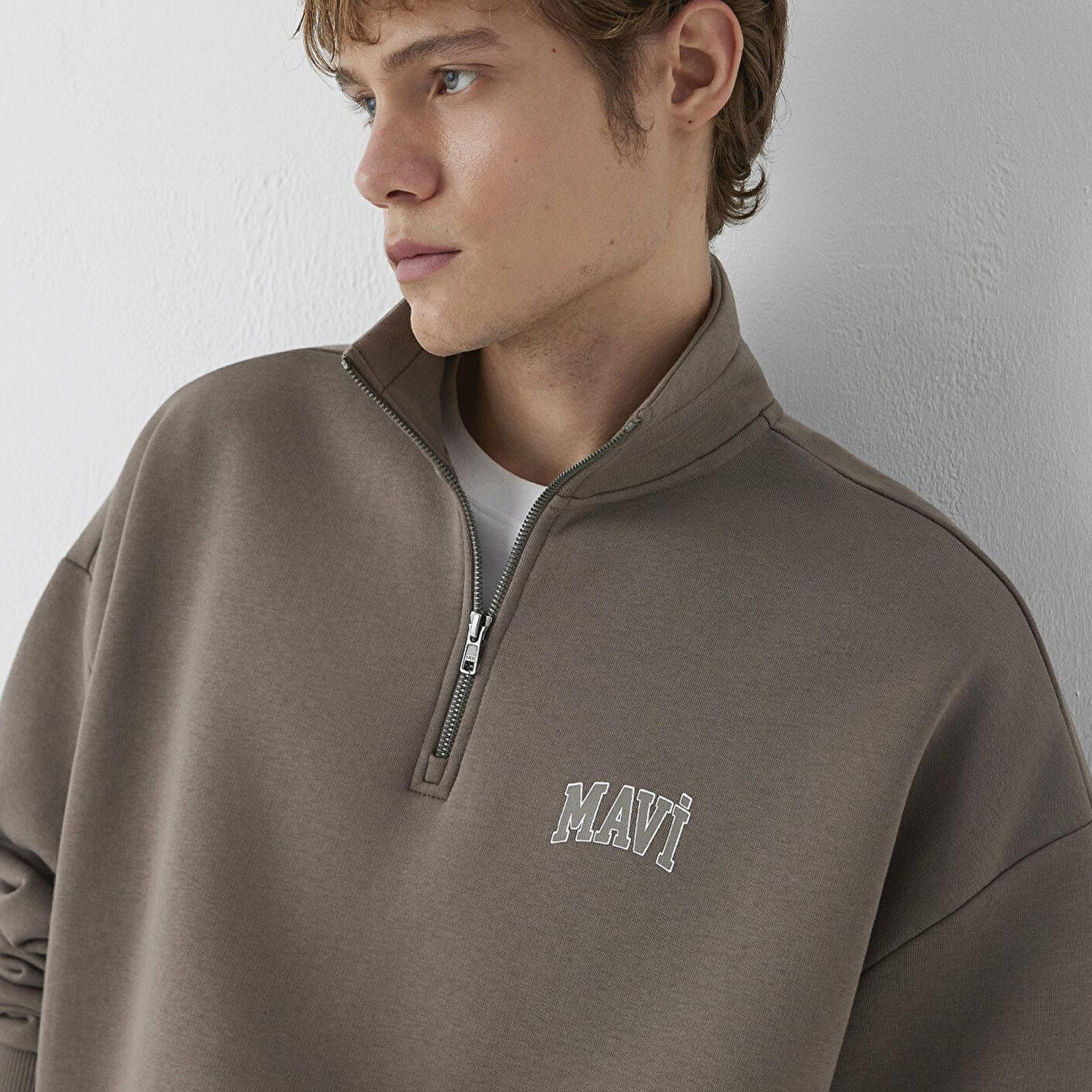 Mavi Mavi Logo Baskılı Yarı Fermuarlı Kahverengi Sweatshirt 0S10208-87875