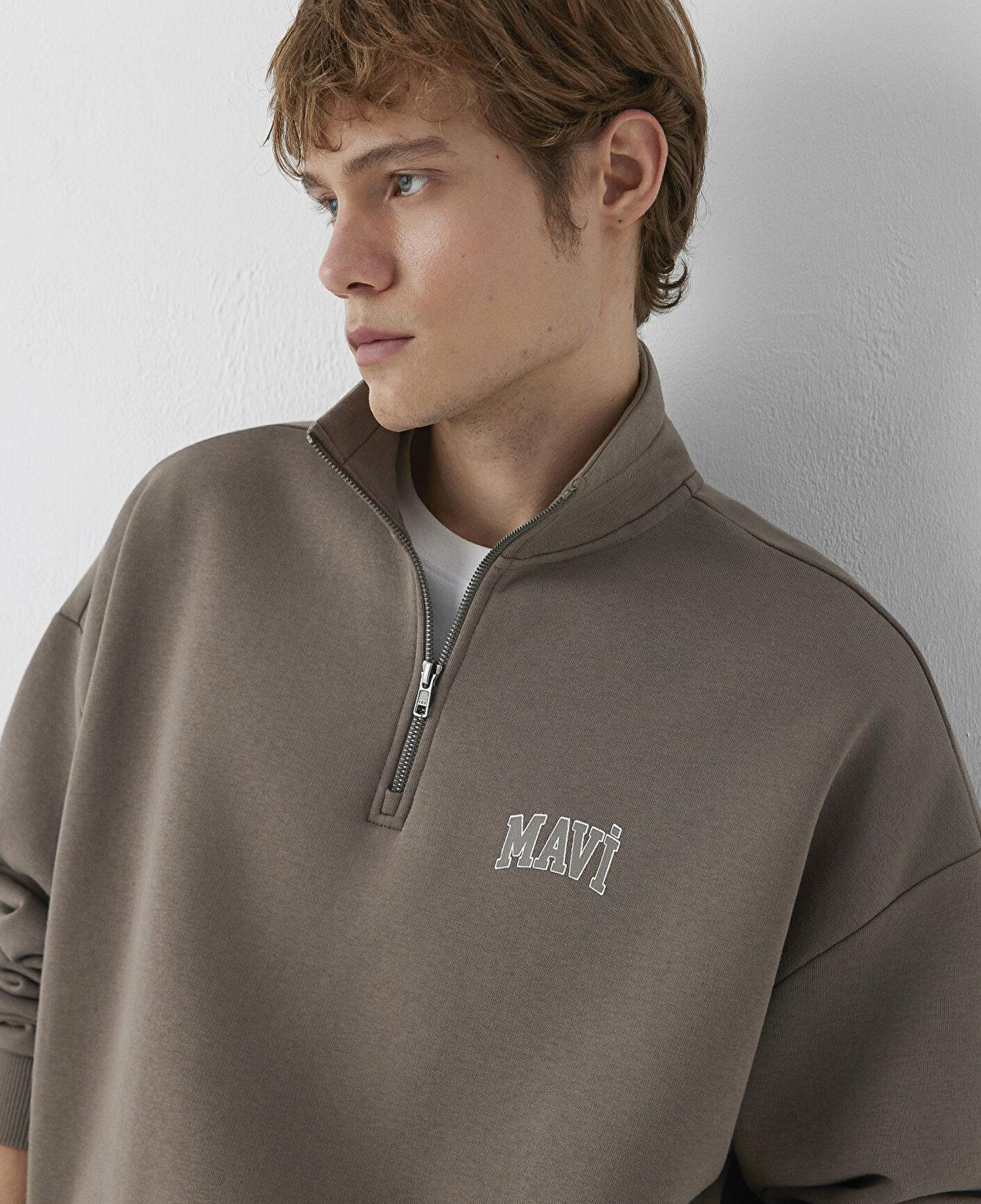 Mavi Mavi Logo Baskılı Yarı Fermuarlı Kahverengi Sweatshirt 0S10208-87875