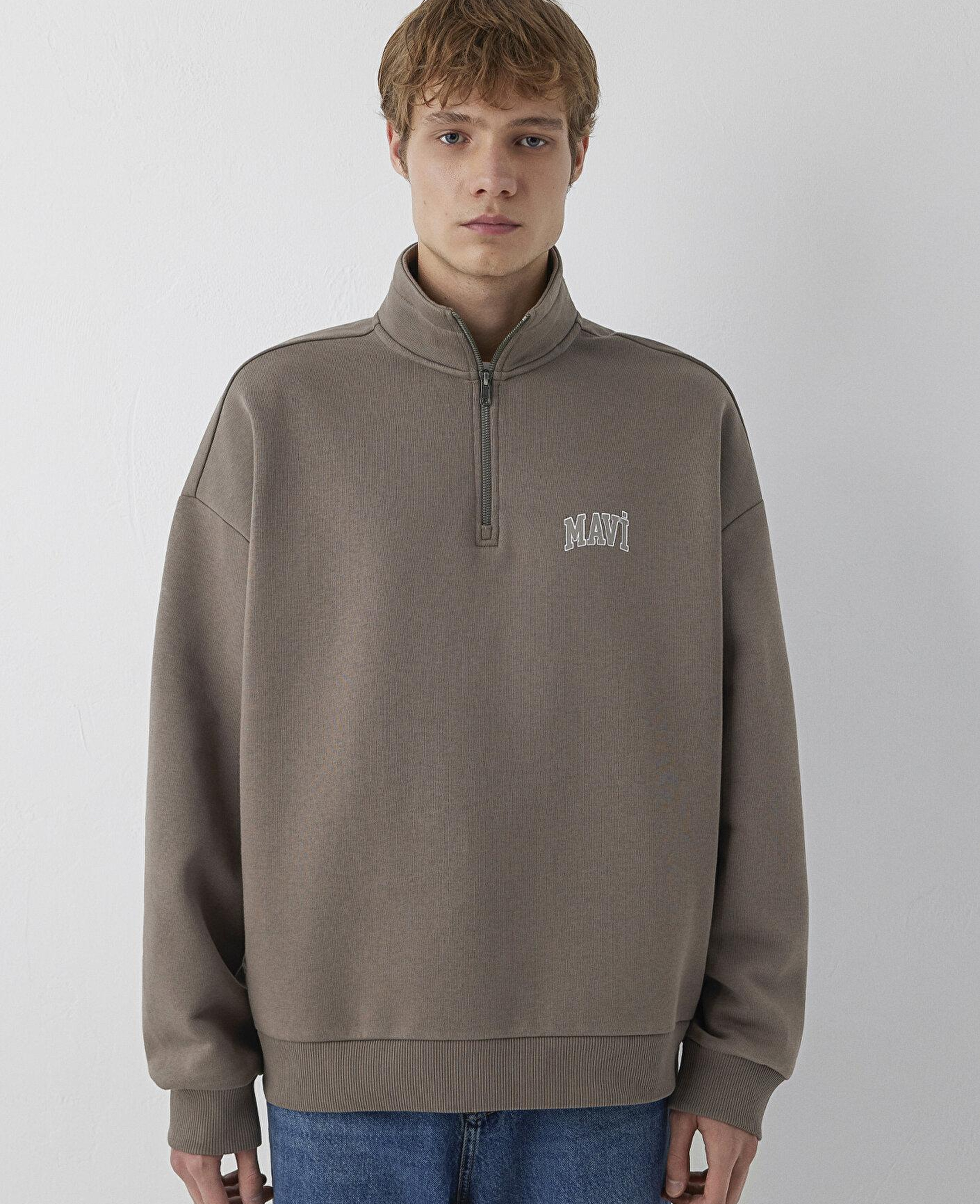 Mavi Mavi Logo Baskılı Yarı Fermuarlı Kahverengi Sweatshirt 0S10208-87875