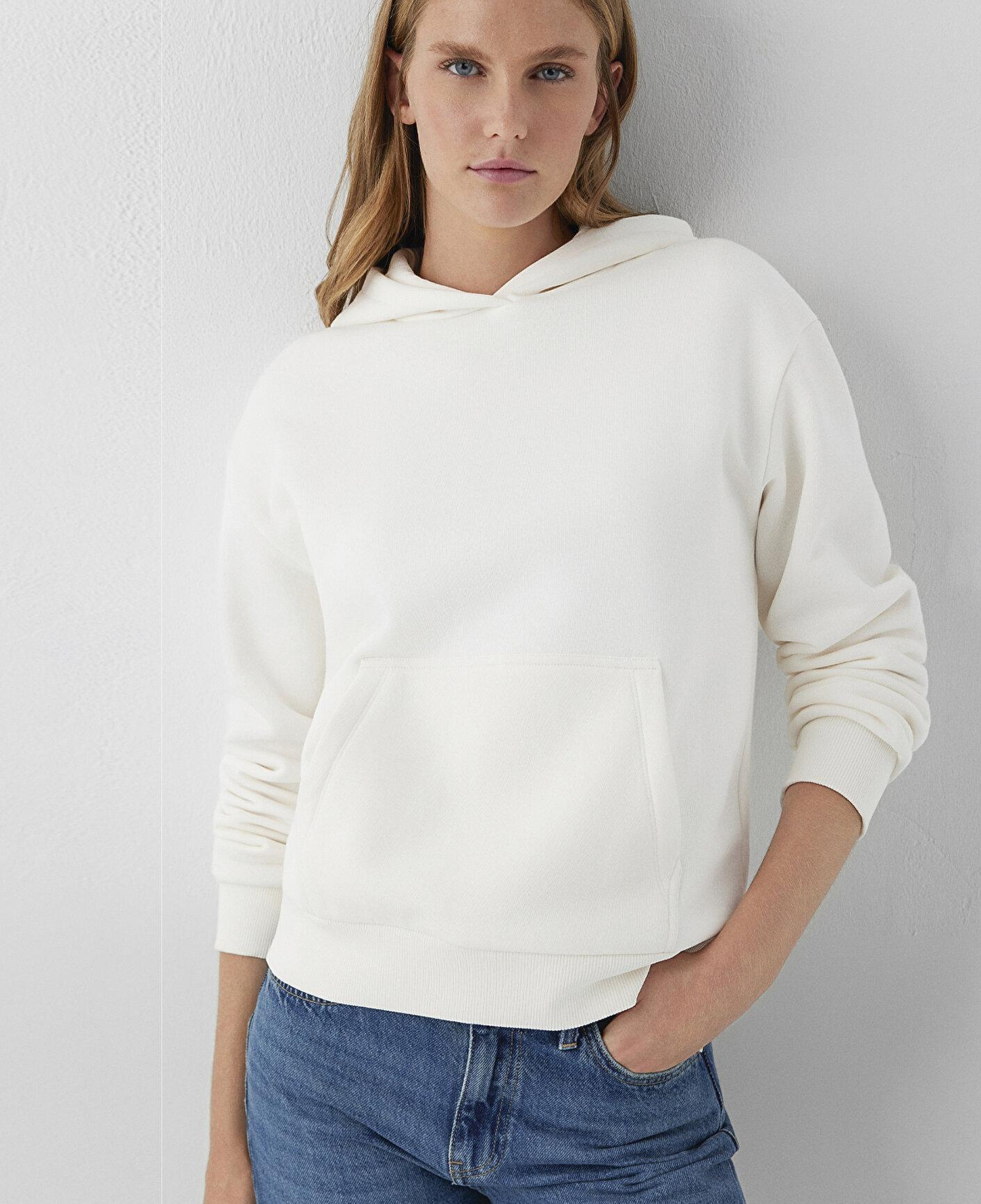 Mavi Kapüşonlu Ekru Sweatshirt 167299-80194