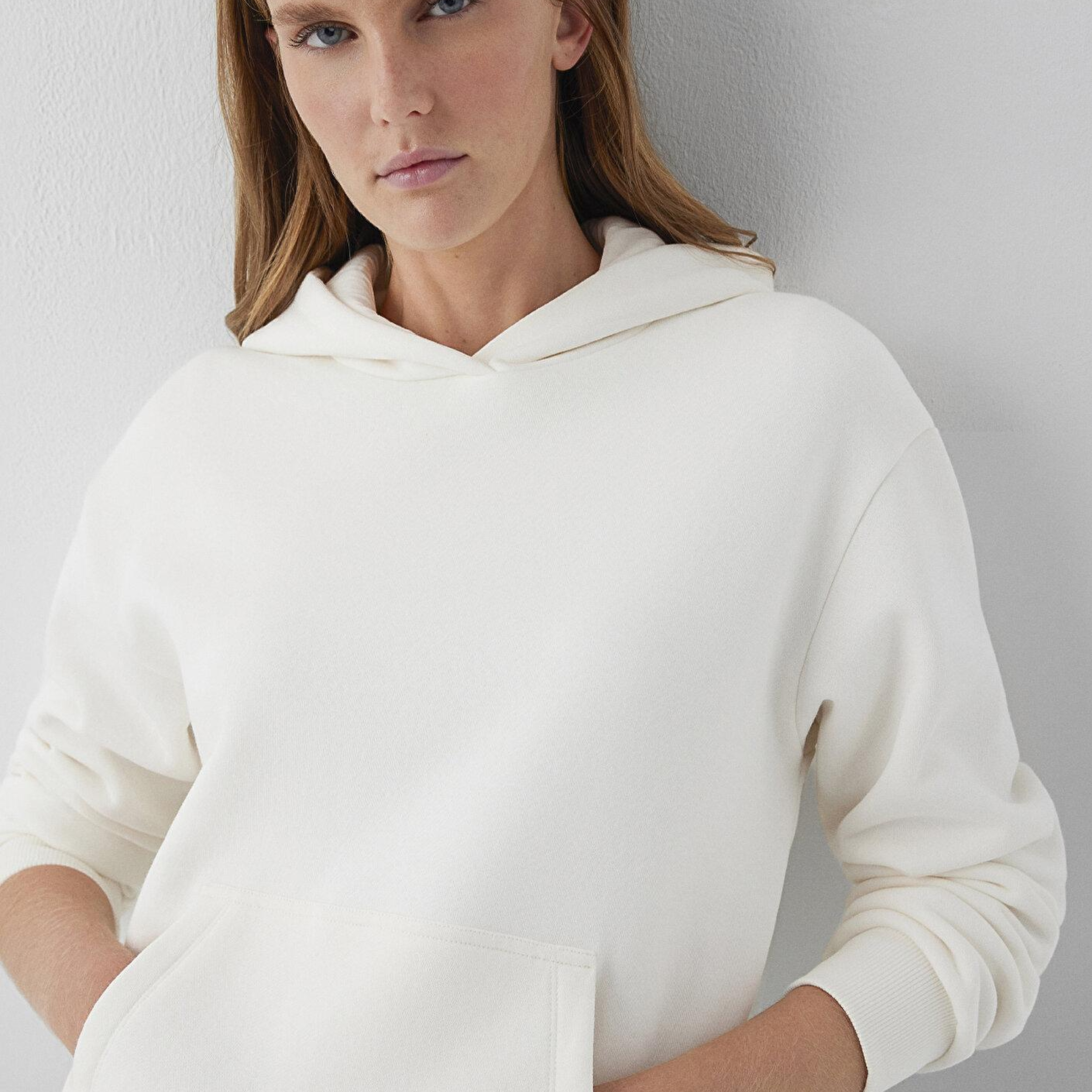 Mavi Kapüşonlu Ekru Sweatshirt 167299-80194
