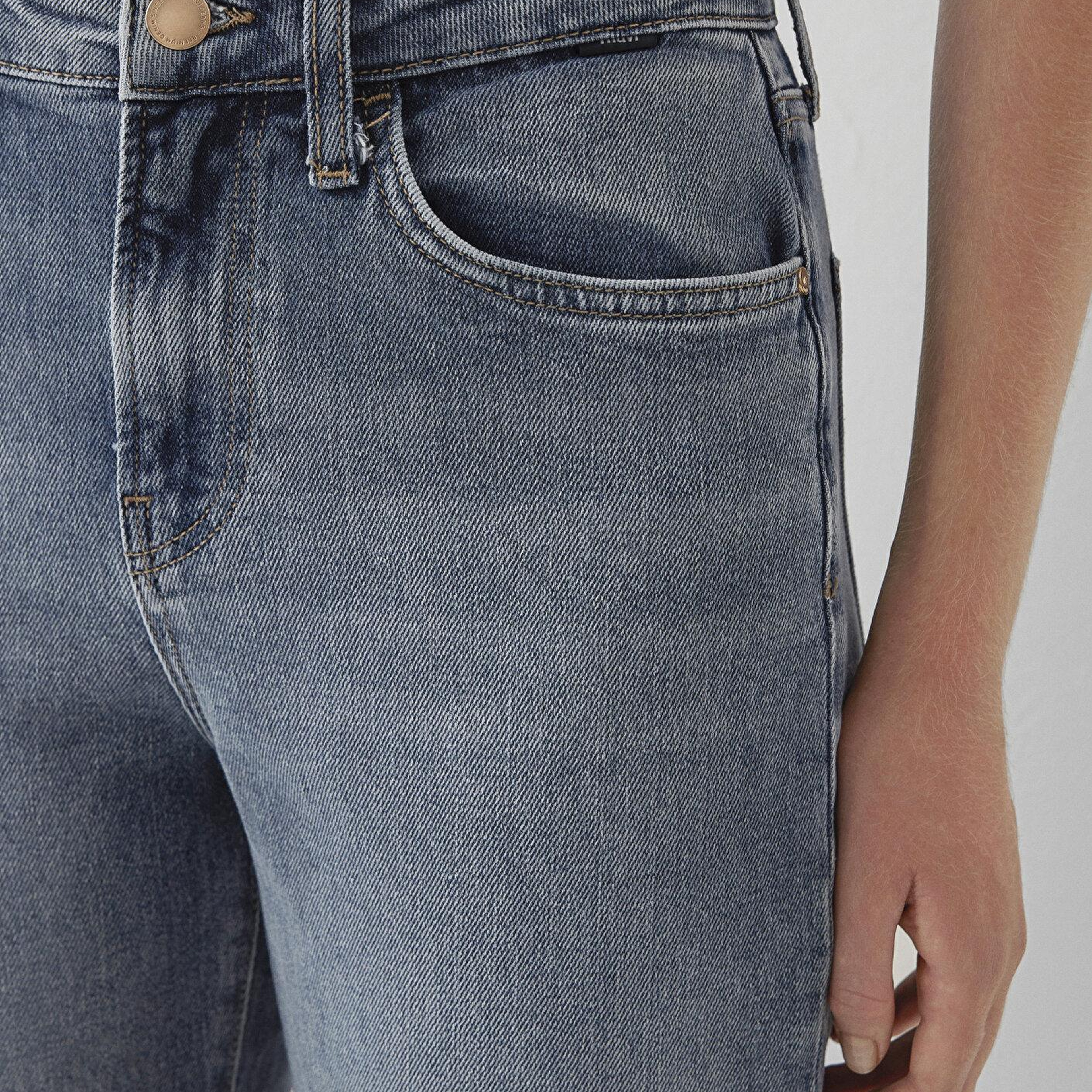 Mavi Cindy Premium Blue Gölgeli Indigo Mavisi Jean Pantolon 100277-A3809