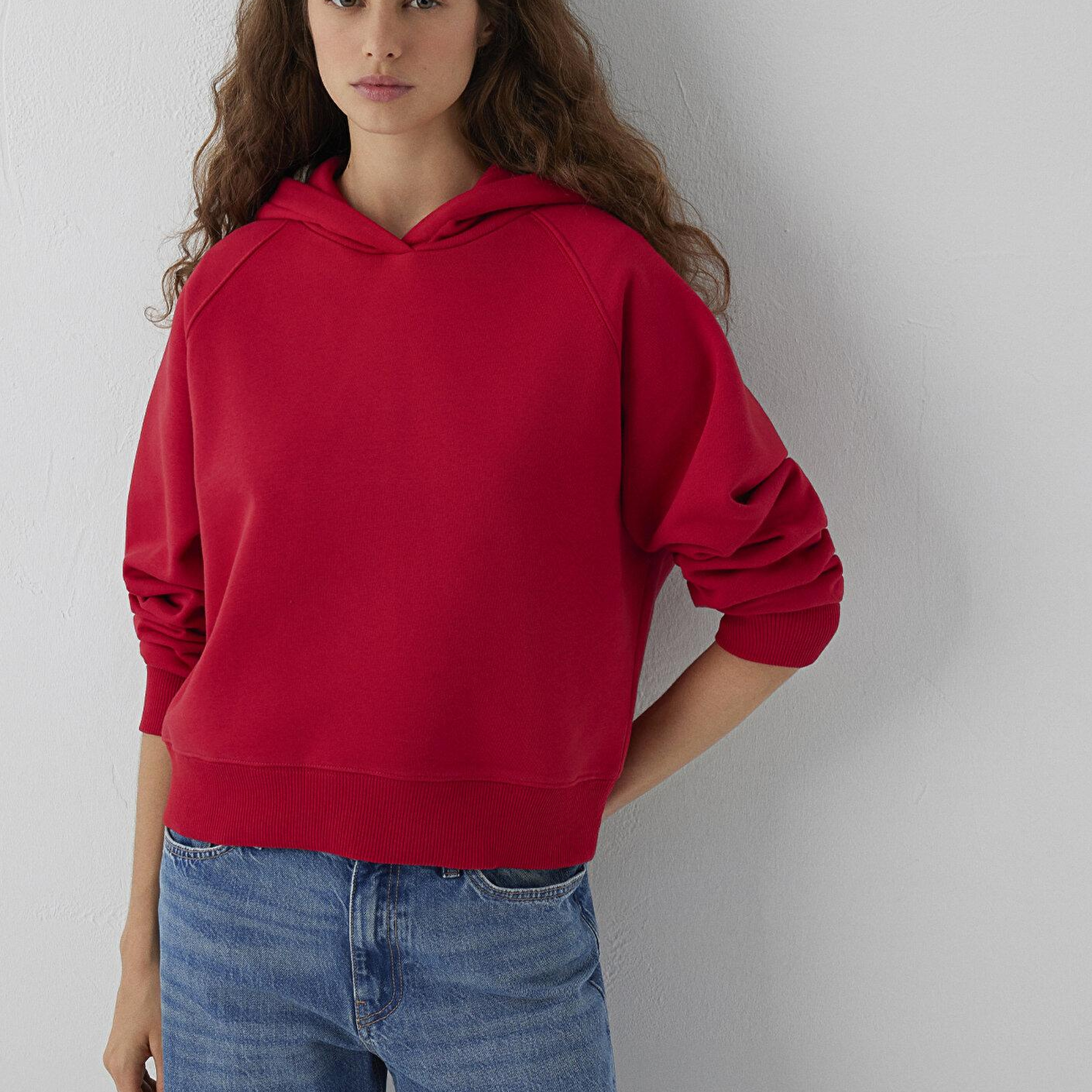 Mavi Kapüşonlu Kırmızı Basic Sweatshirt 1S10577-86417
