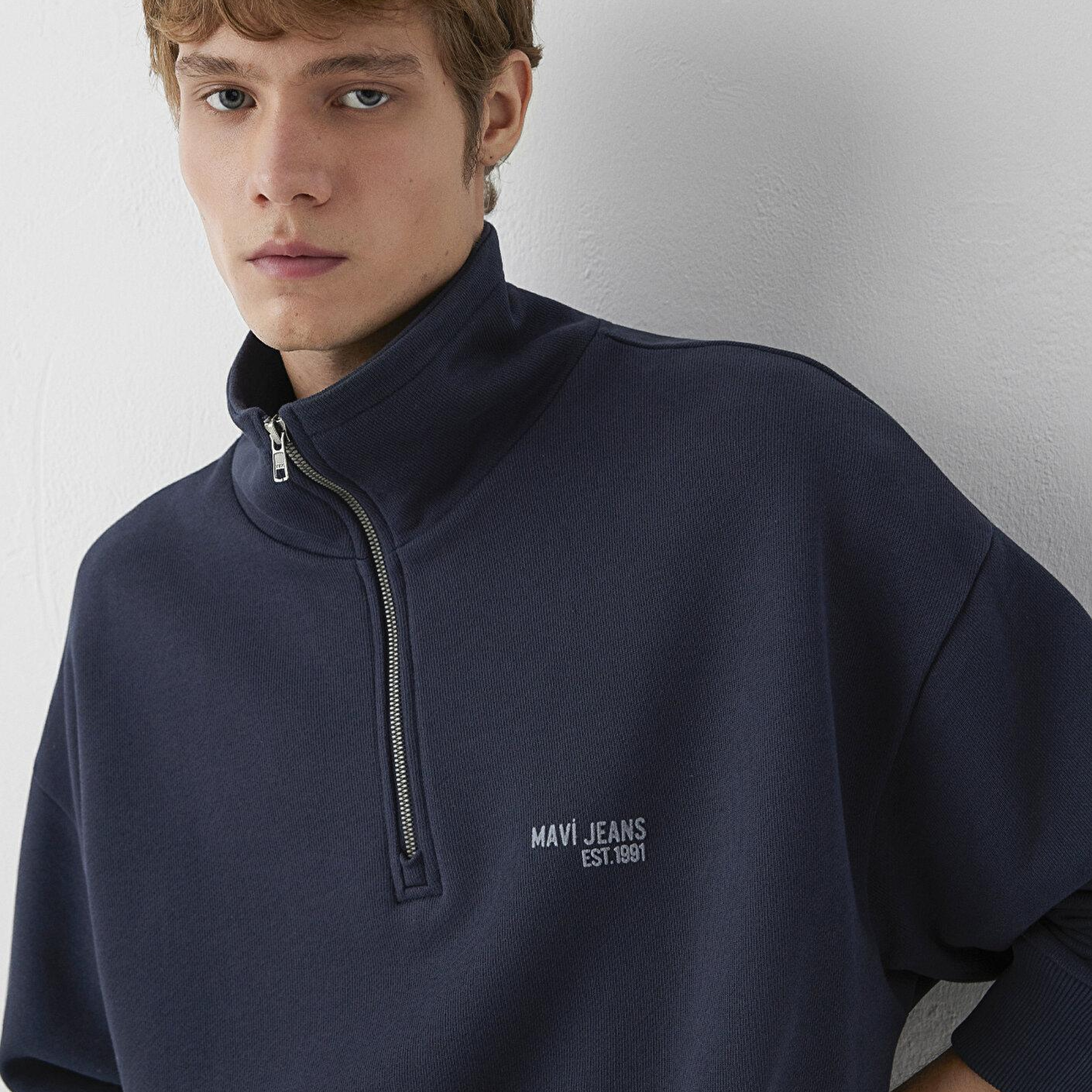 Mavi Mavi Logo Baskılı Yarı Fermuarlı Lacivert Sweatshirt 0S10678-70490