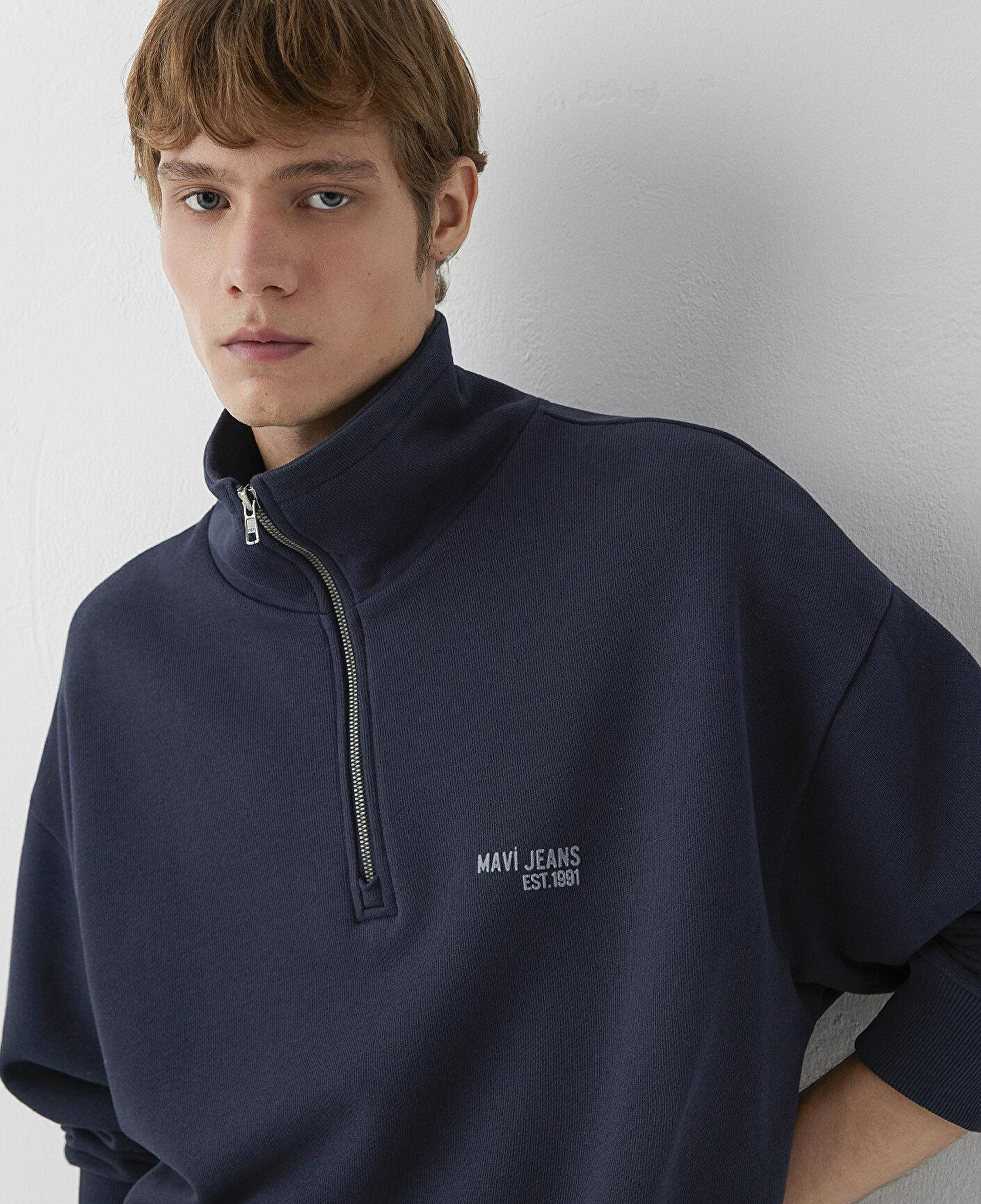 Mavi Mavi Logo Baskılı Yarı Fermuarlı Lacivert Sweatshirt 0S10678-70490
