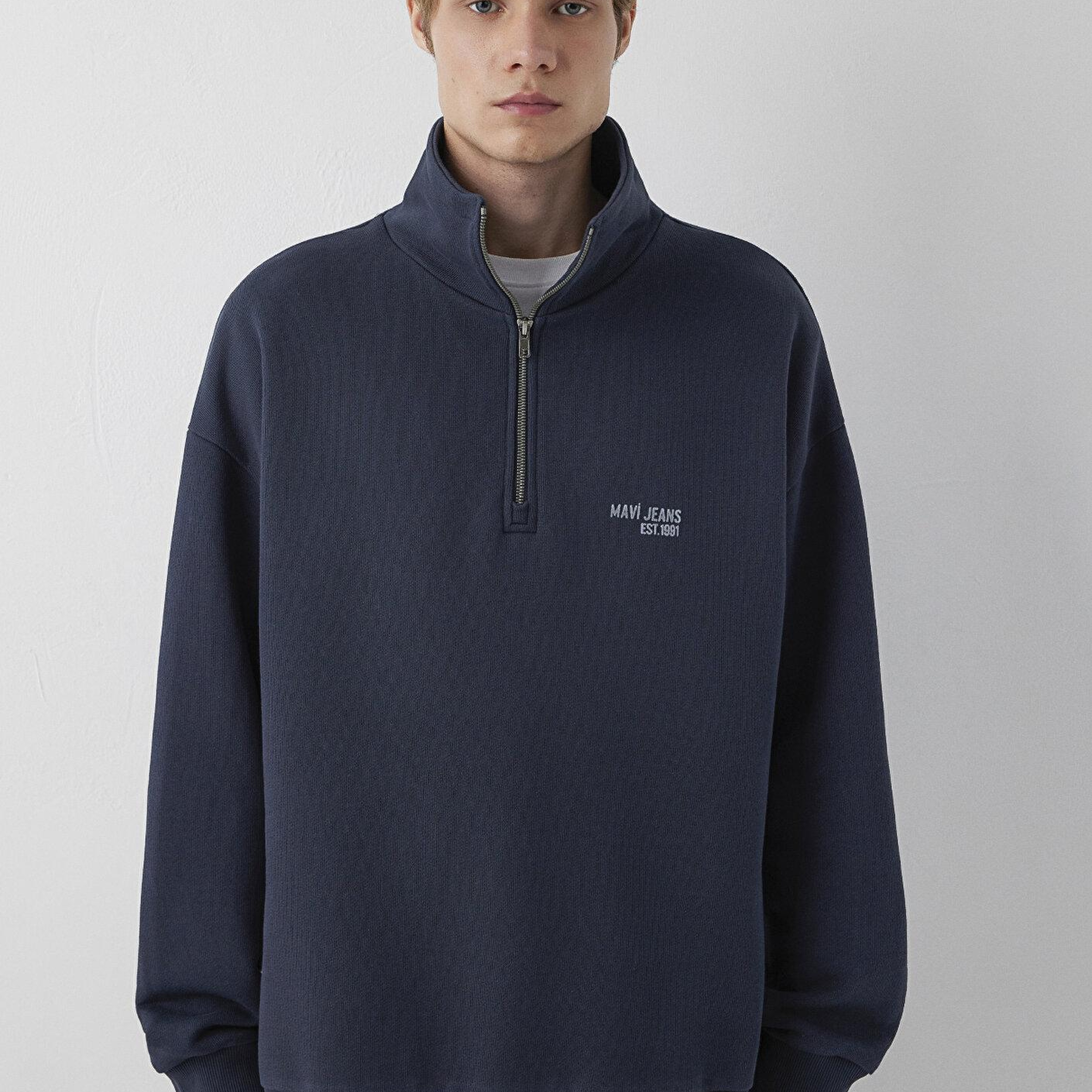 Mavi Mavi Logo Baskılı Yarı Fermuarlı Lacivert Sweatshirt 0S10678-70490