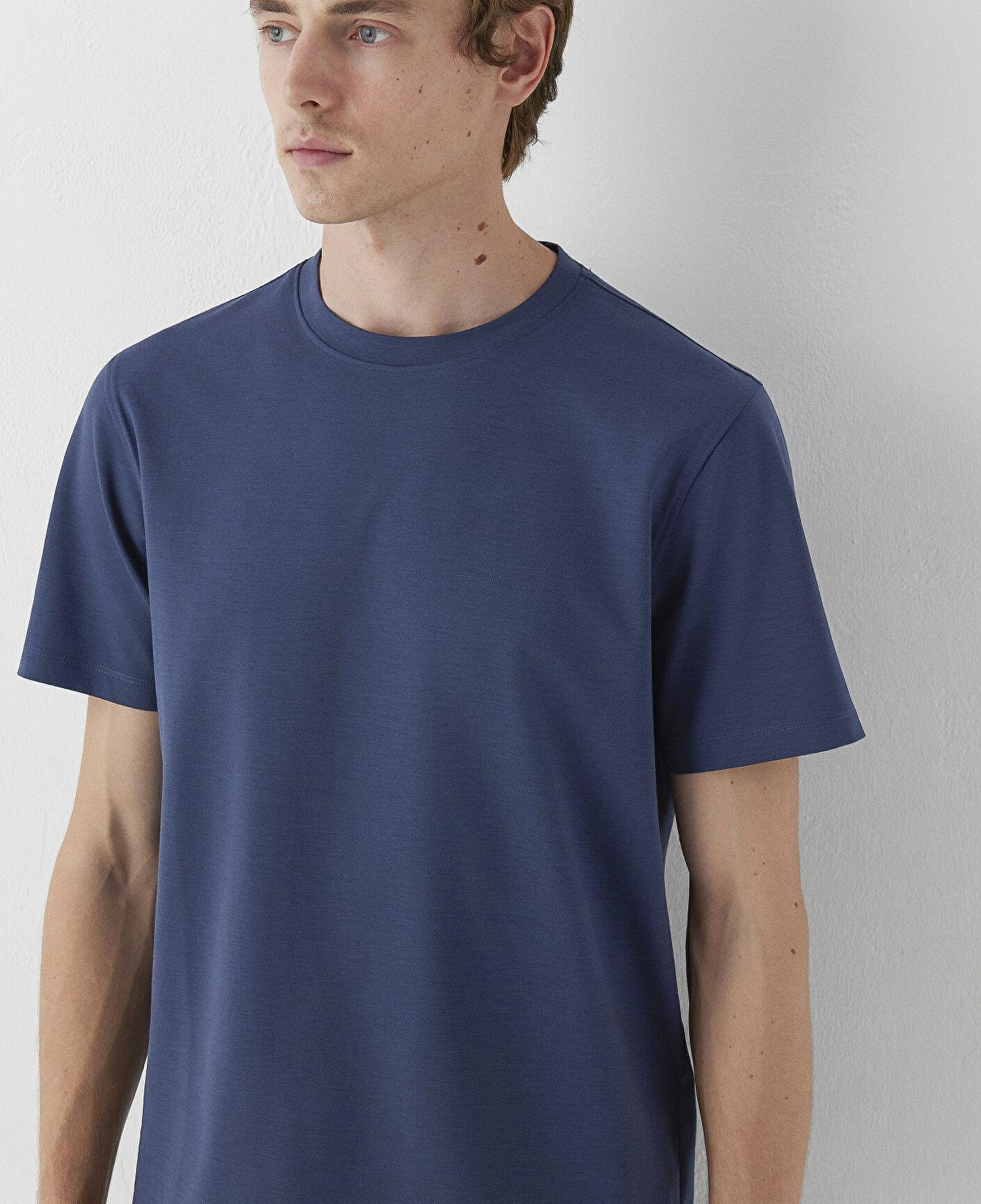 Mavi Lacivert Tişört Slim Fit / Dar Kesim 0620212-70494