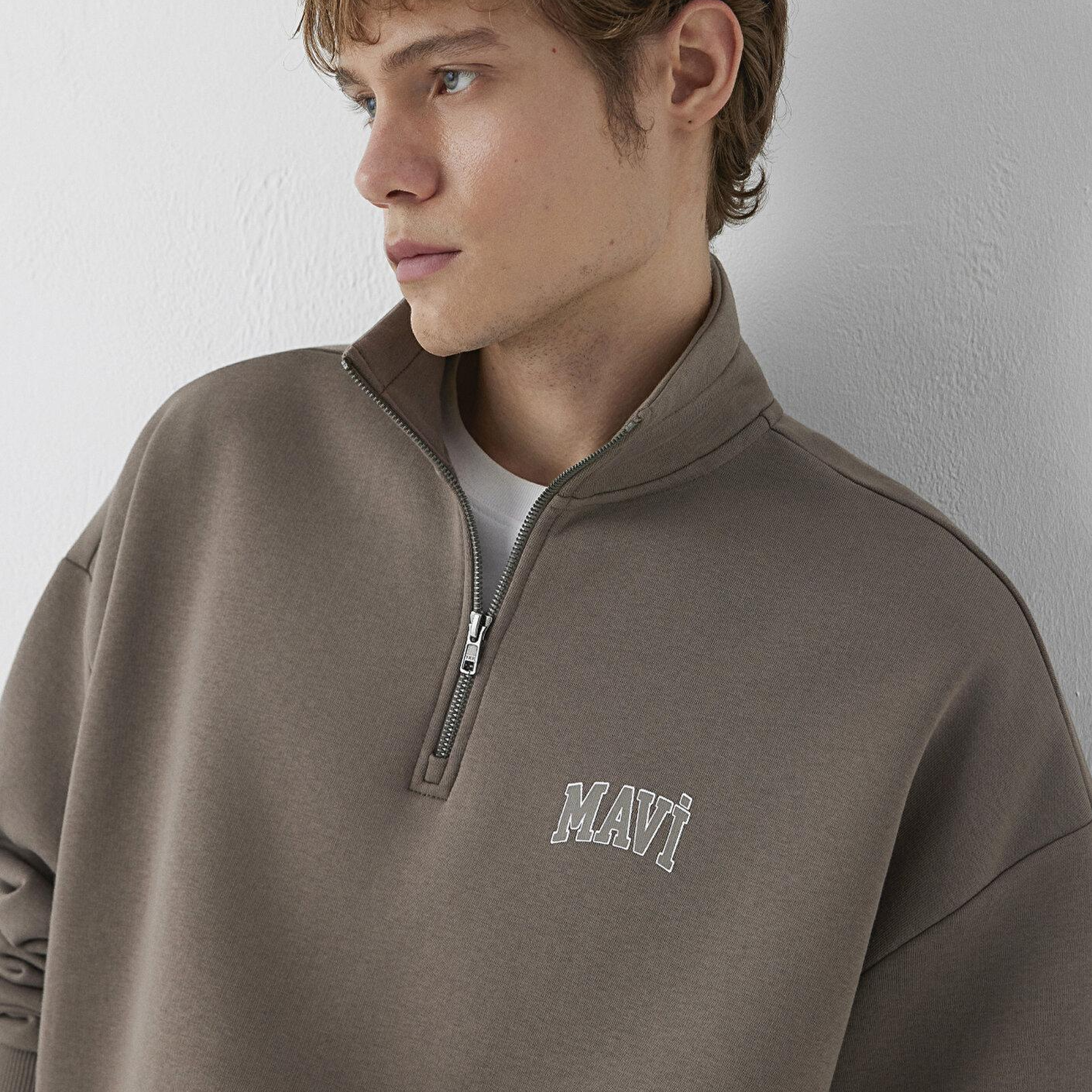 Mavi Mavi Logo Baskılı Yarı Fermuarlı Kahverengi Sweatshirt 0S10208-87875
