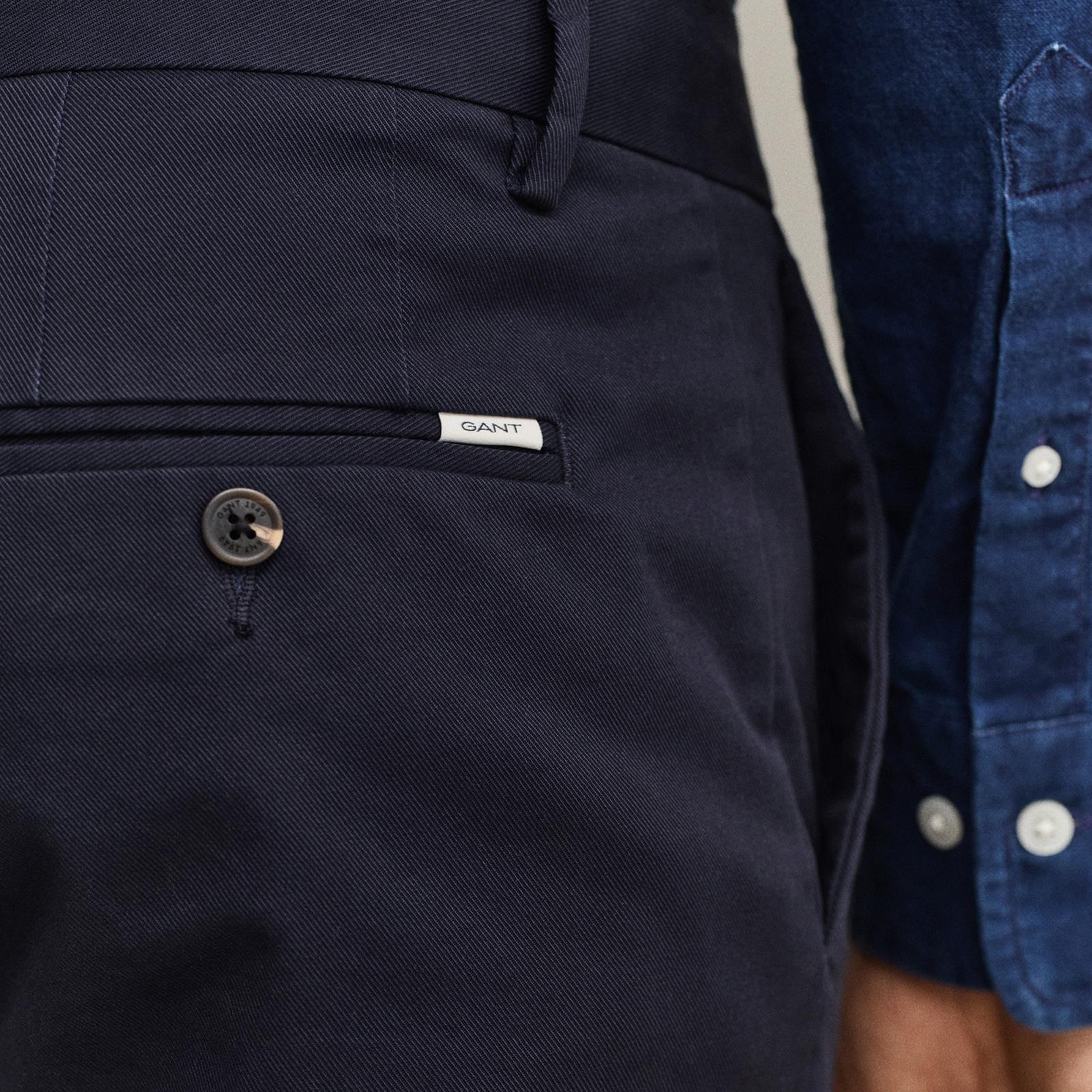 GANT Erkek Lacivert Slim Fit Chino Pantolon