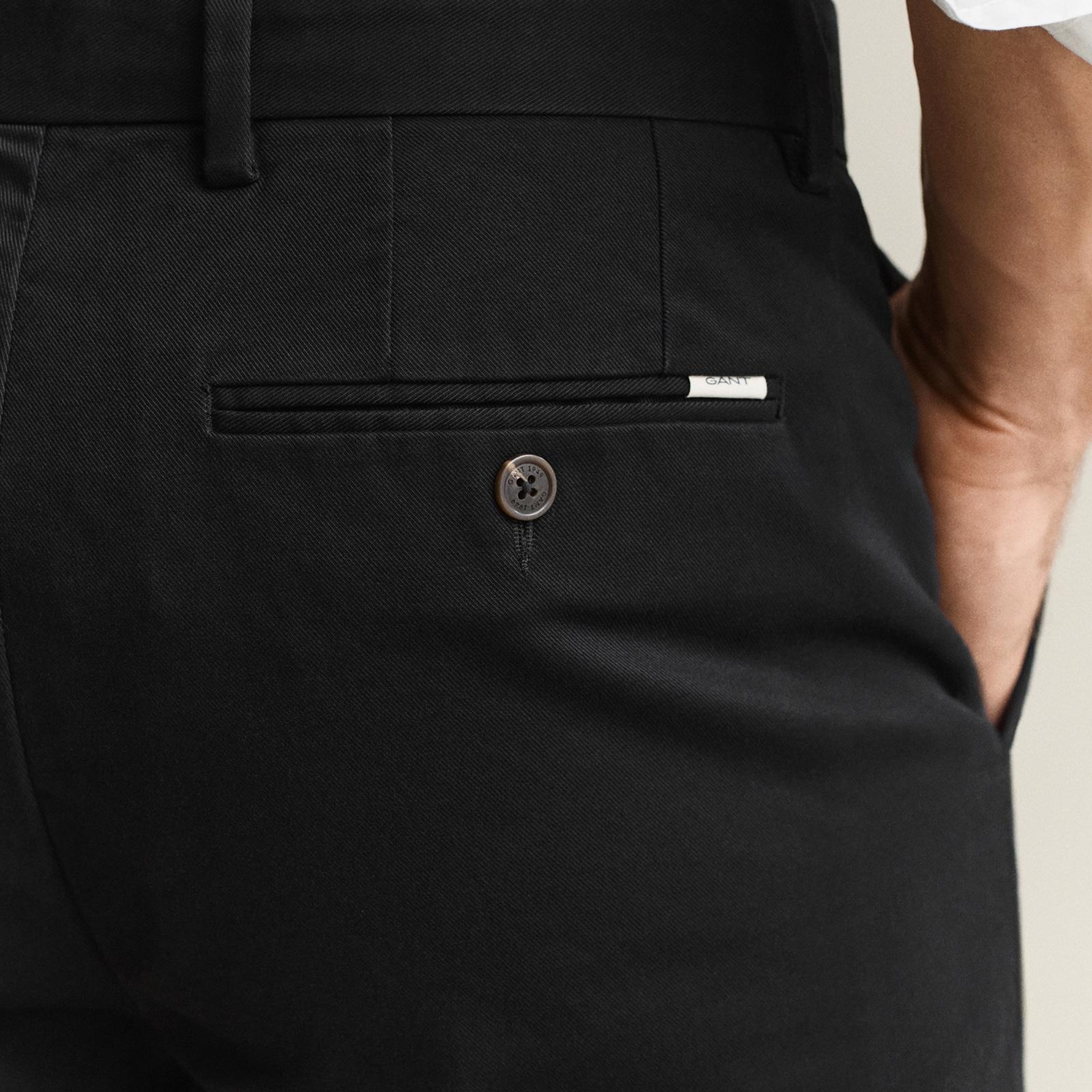 GANT Erkek Siyah Slim Fit Chino Pantolon
