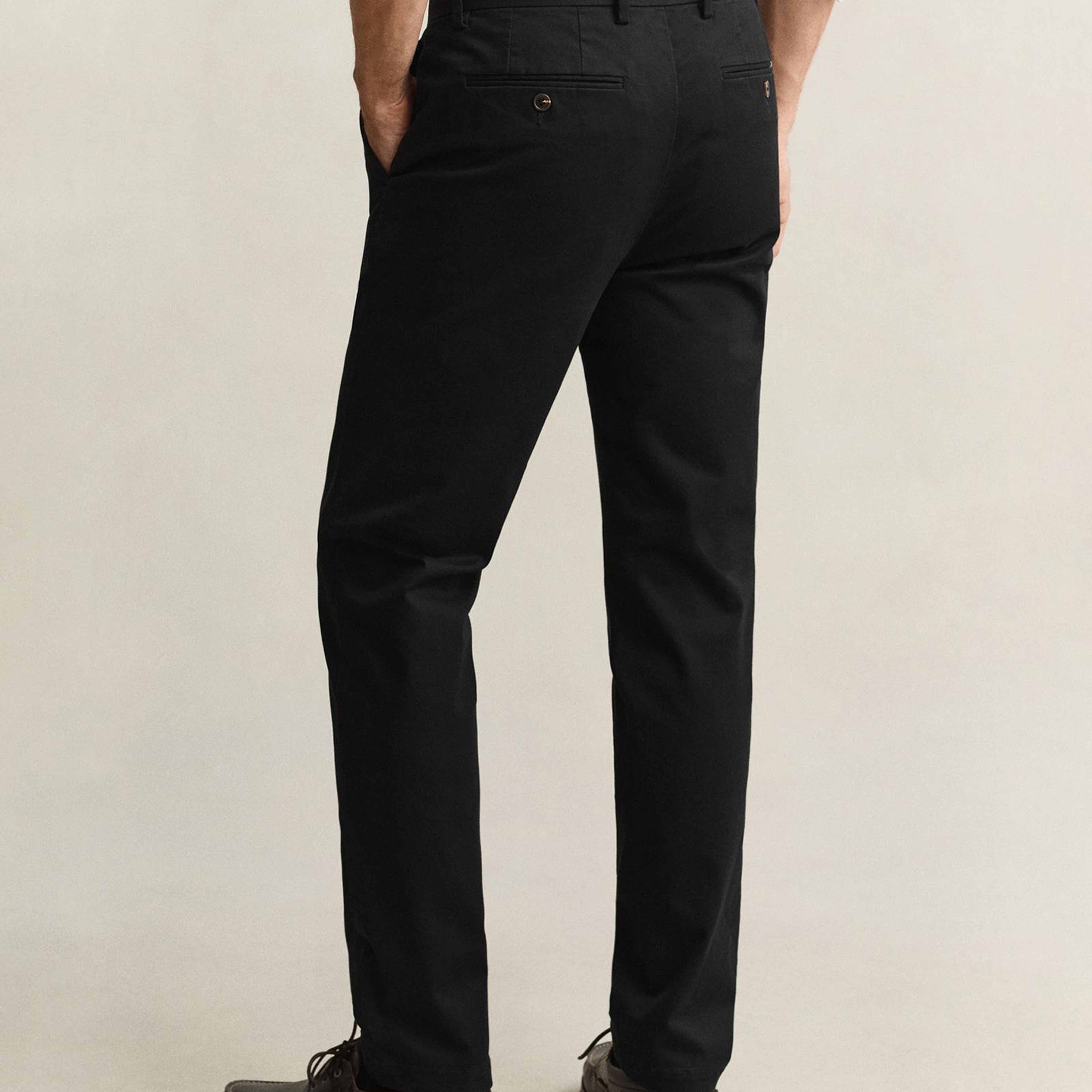GANT Erkek Siyah Slim Fit Chino Pantolon