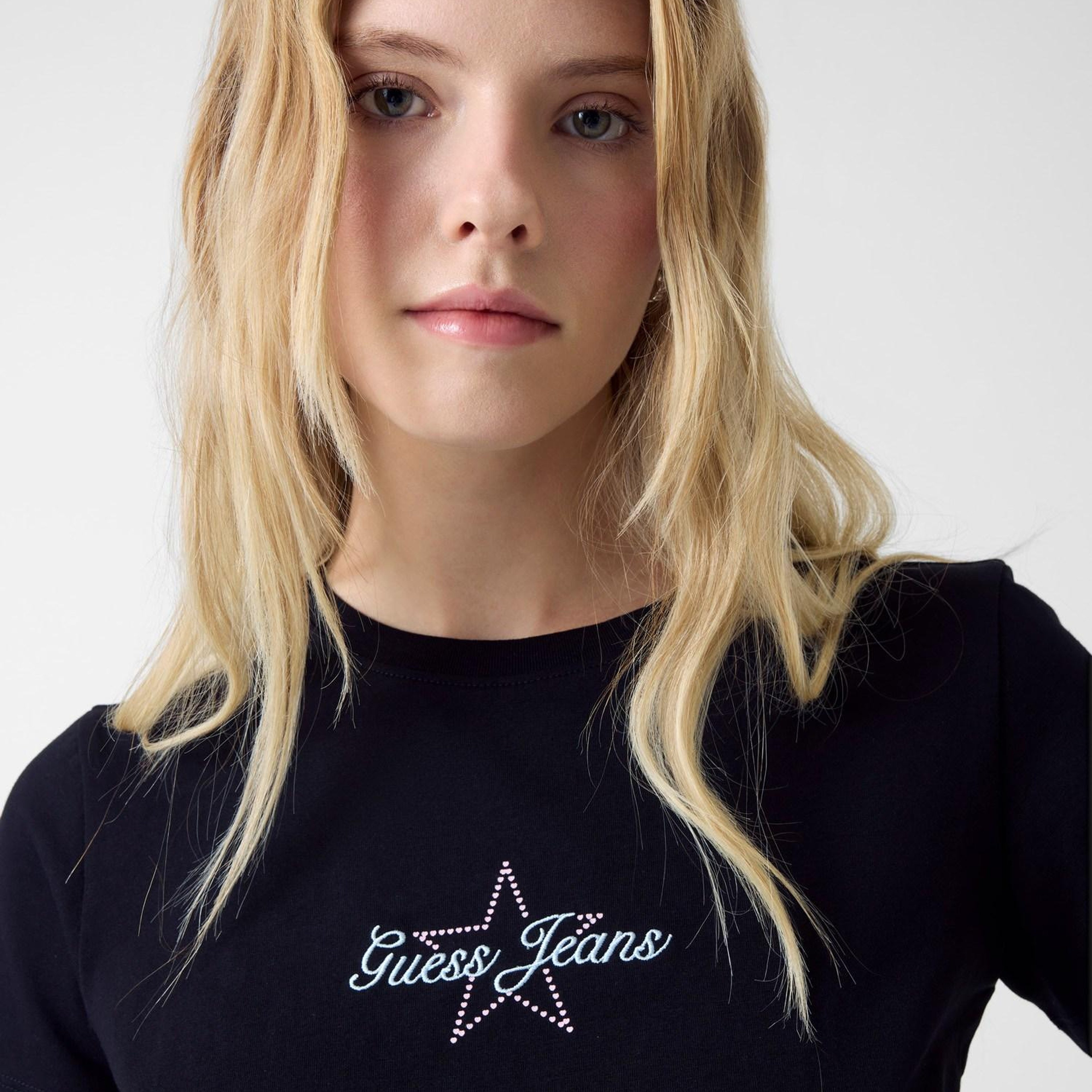 Guess Jeans Kadın Regular Fit T-Shirt