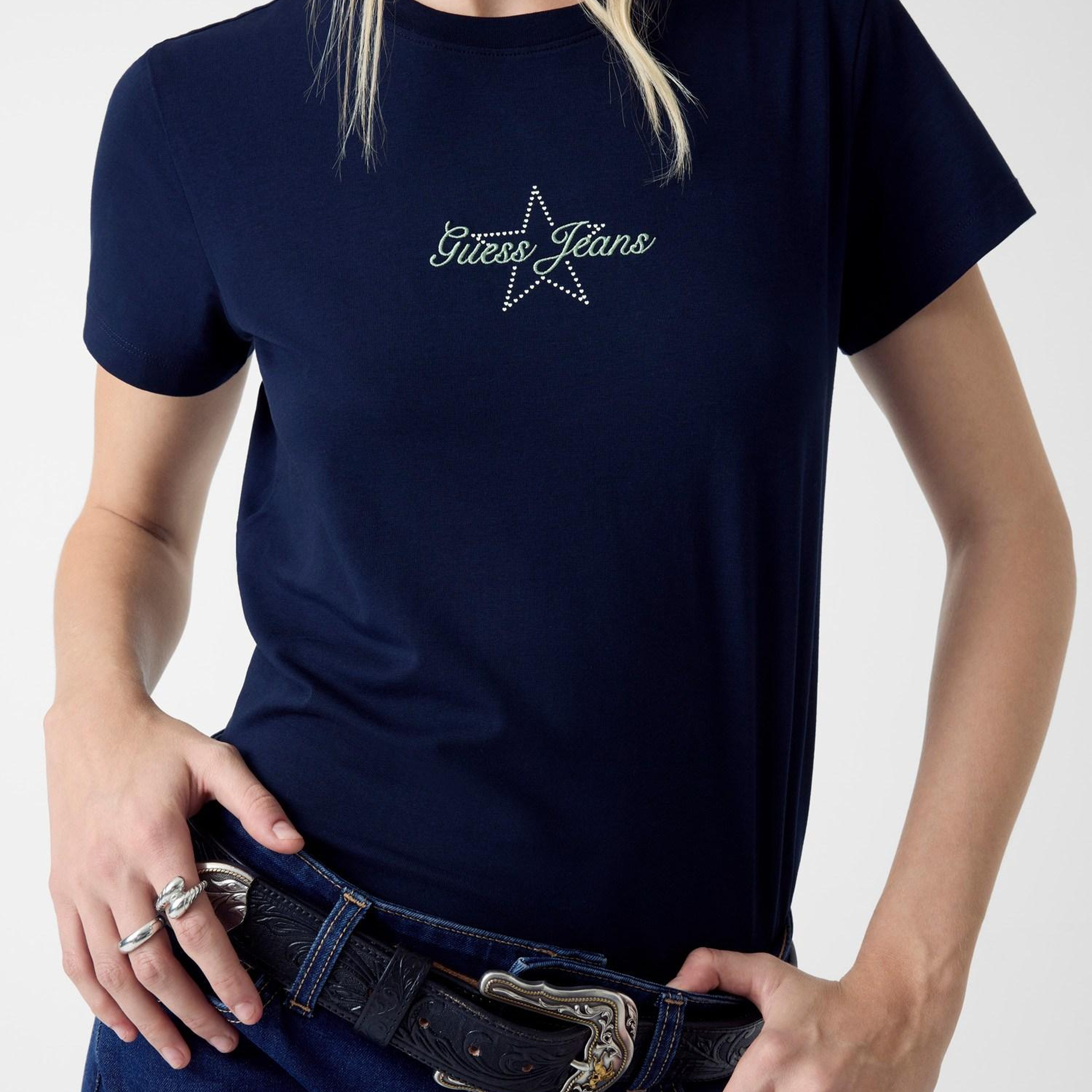 Guess Jeans Kadın Regular Fit T-Shirt