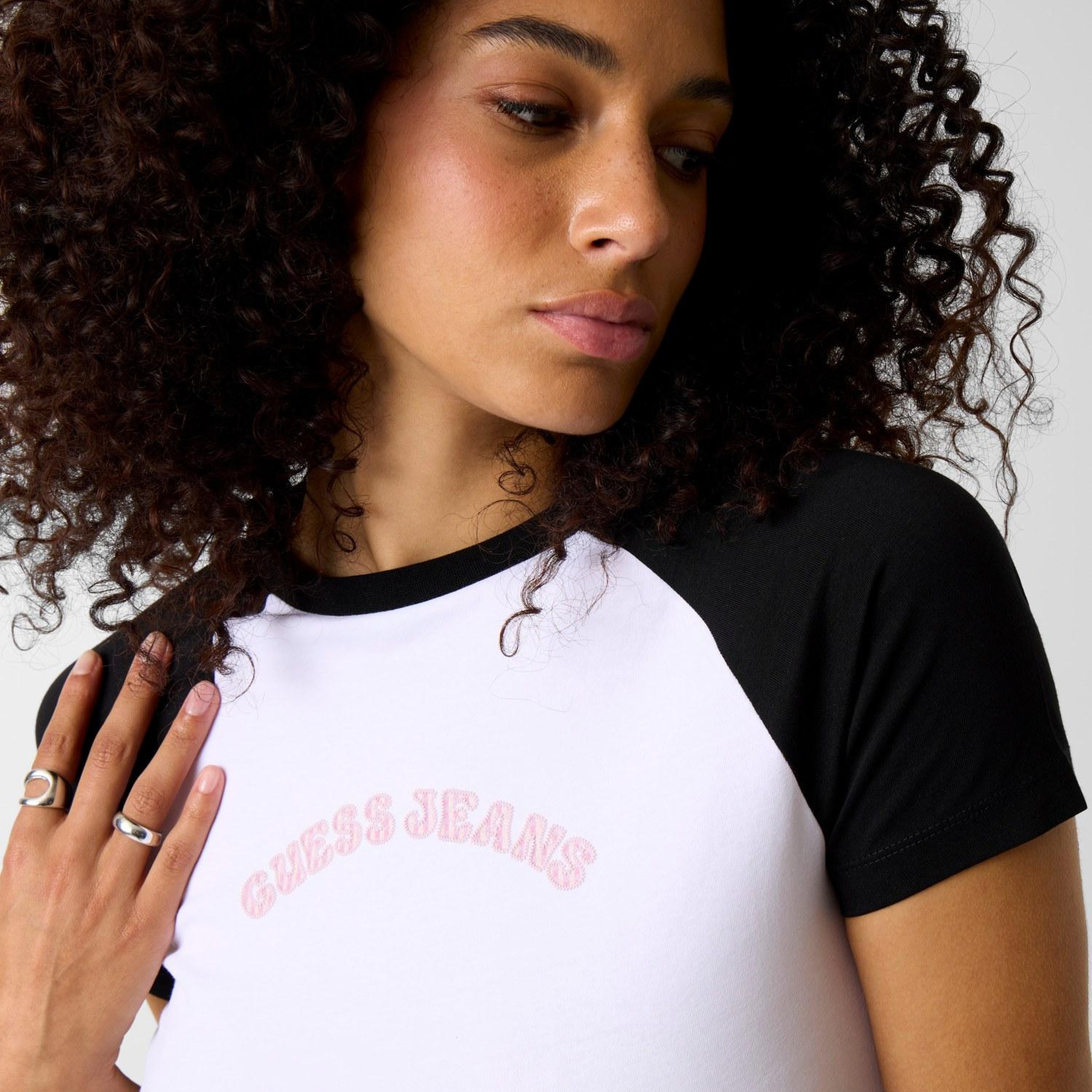 Guess Jeans Kadın Boxy Fit T-Shirt