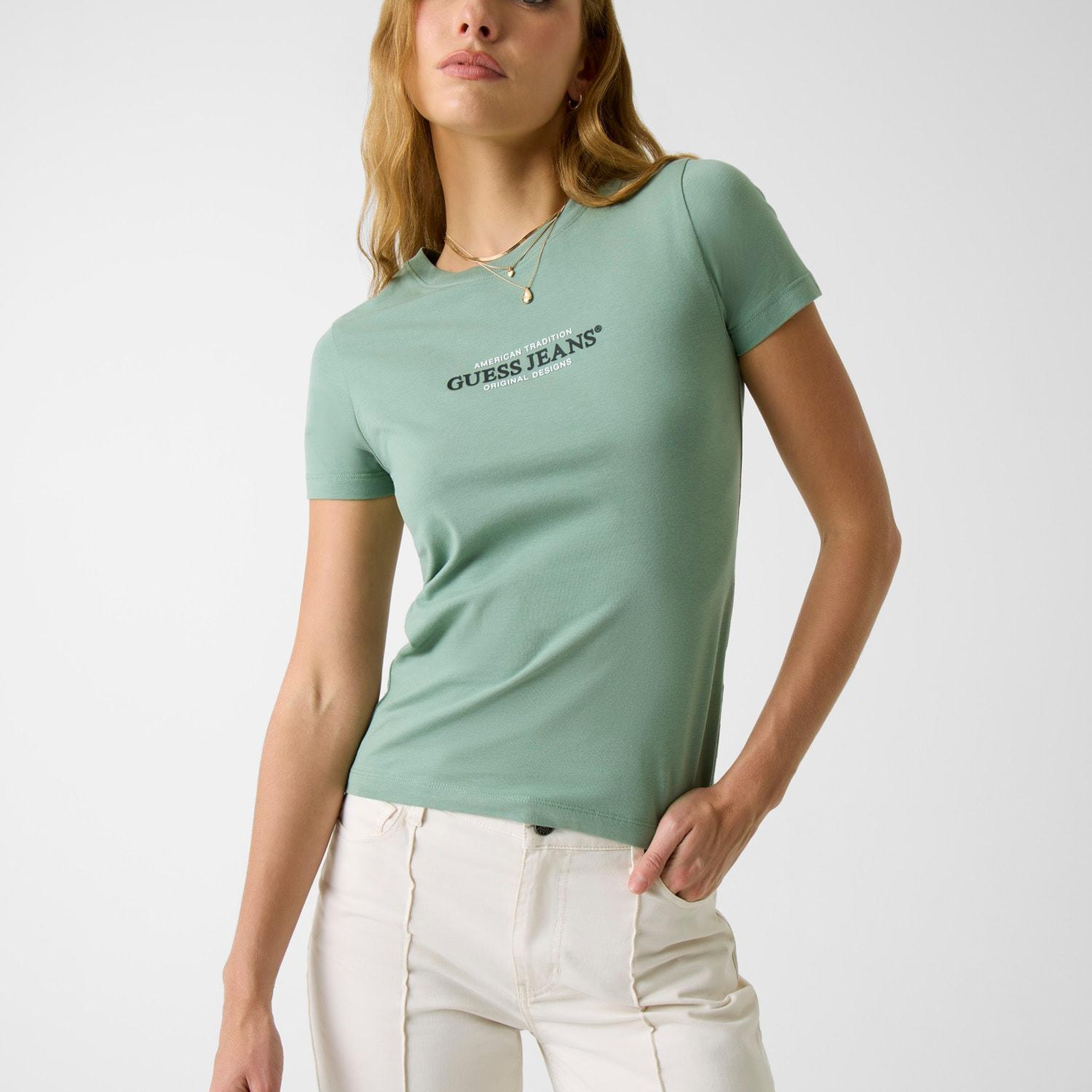 Guess Jeans Kadın Slim Fit T-Shirt