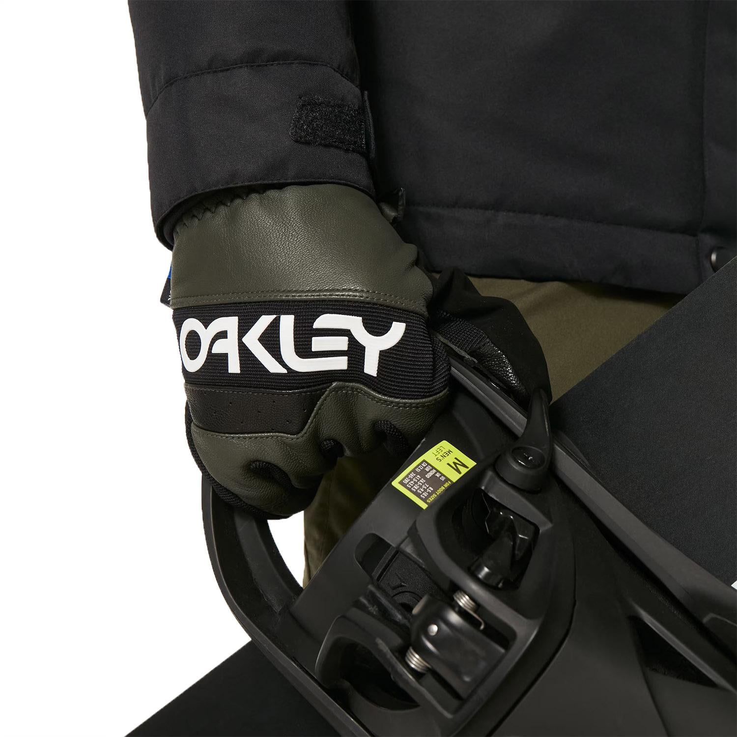 Oakley Core Divisional Rc Insulated J Erkek Snowboard Ceketi