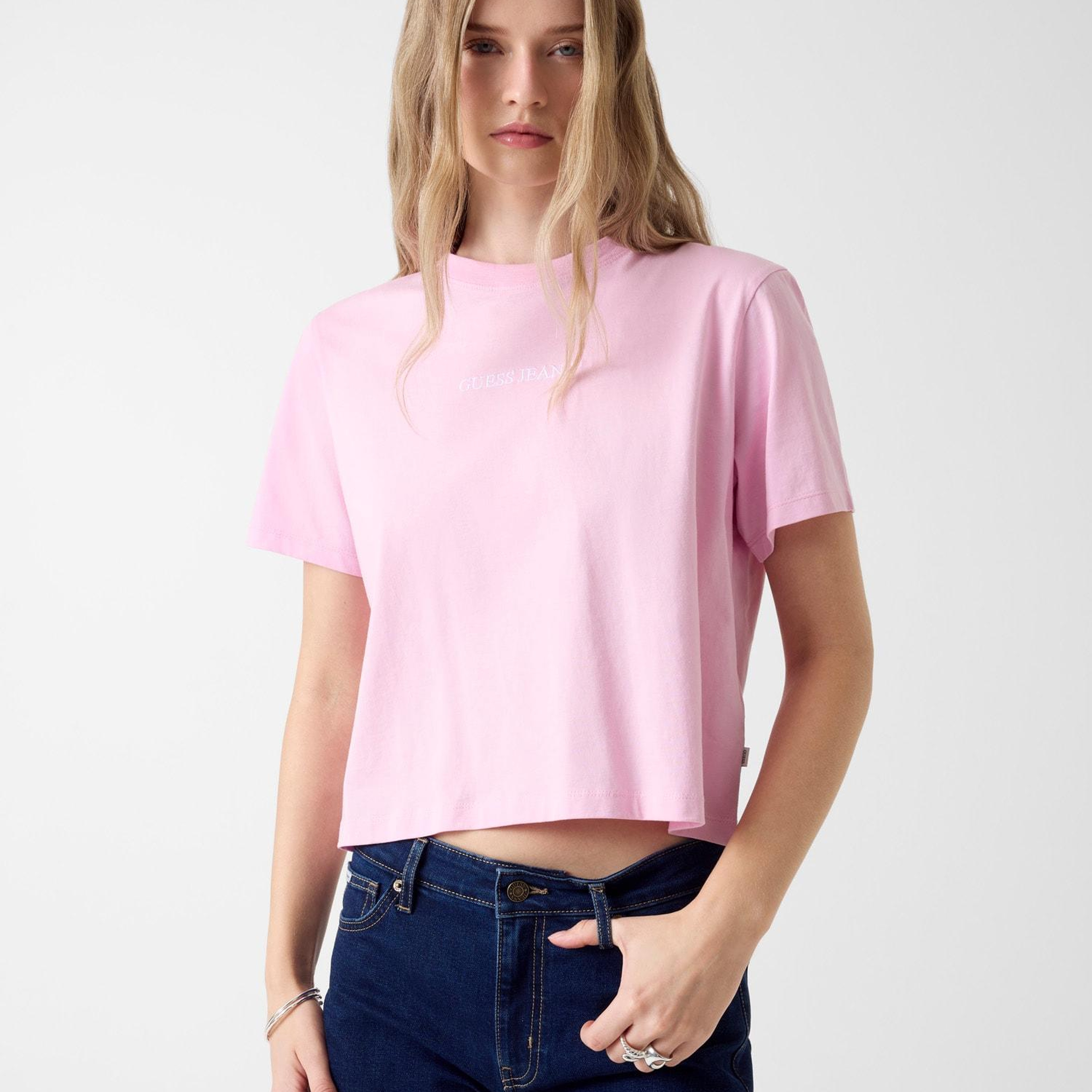 Guess Jeans Boxy Kadın Boxy Fit T-Shirt